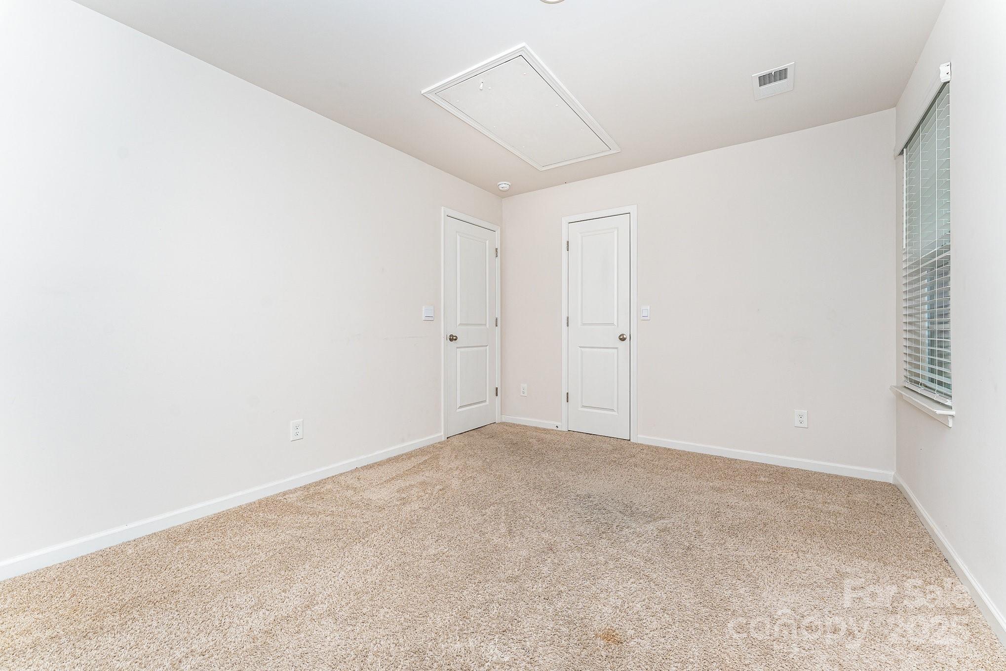 215 Lilys Place Property Photo 16