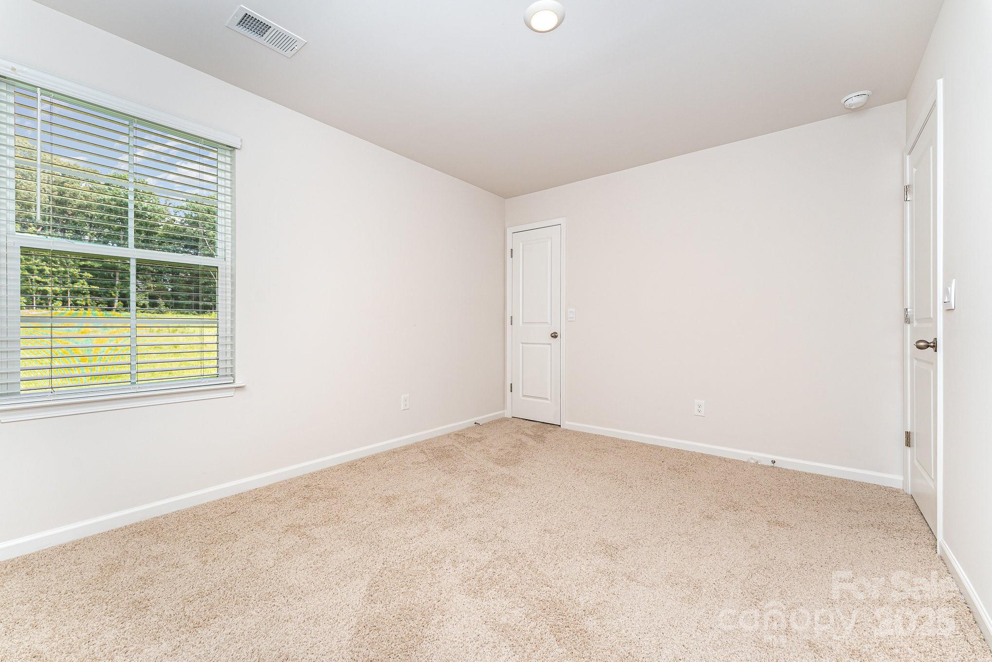 215 Lilys Place Property Photo 18