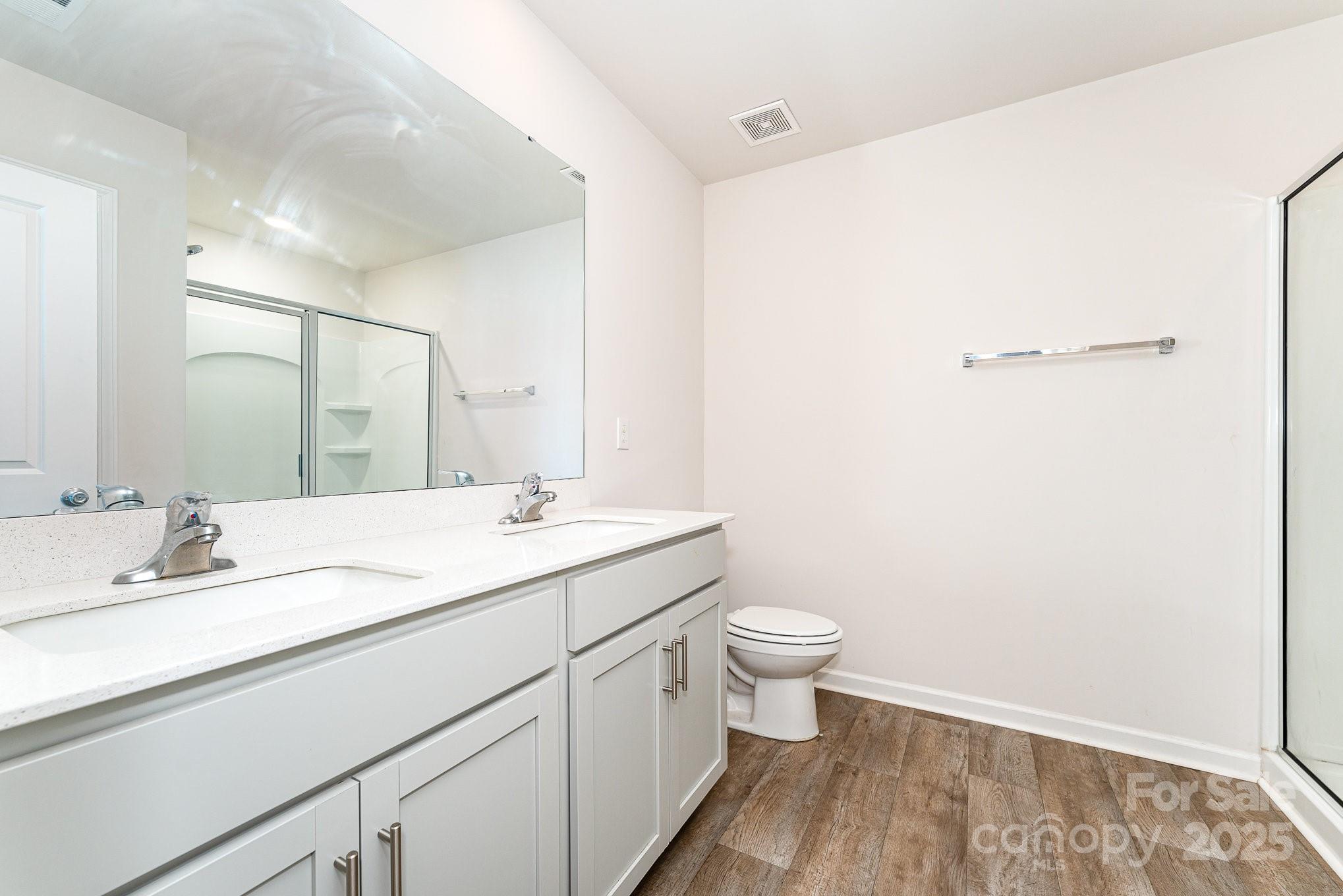 215 Lilys Place Property Photo 22