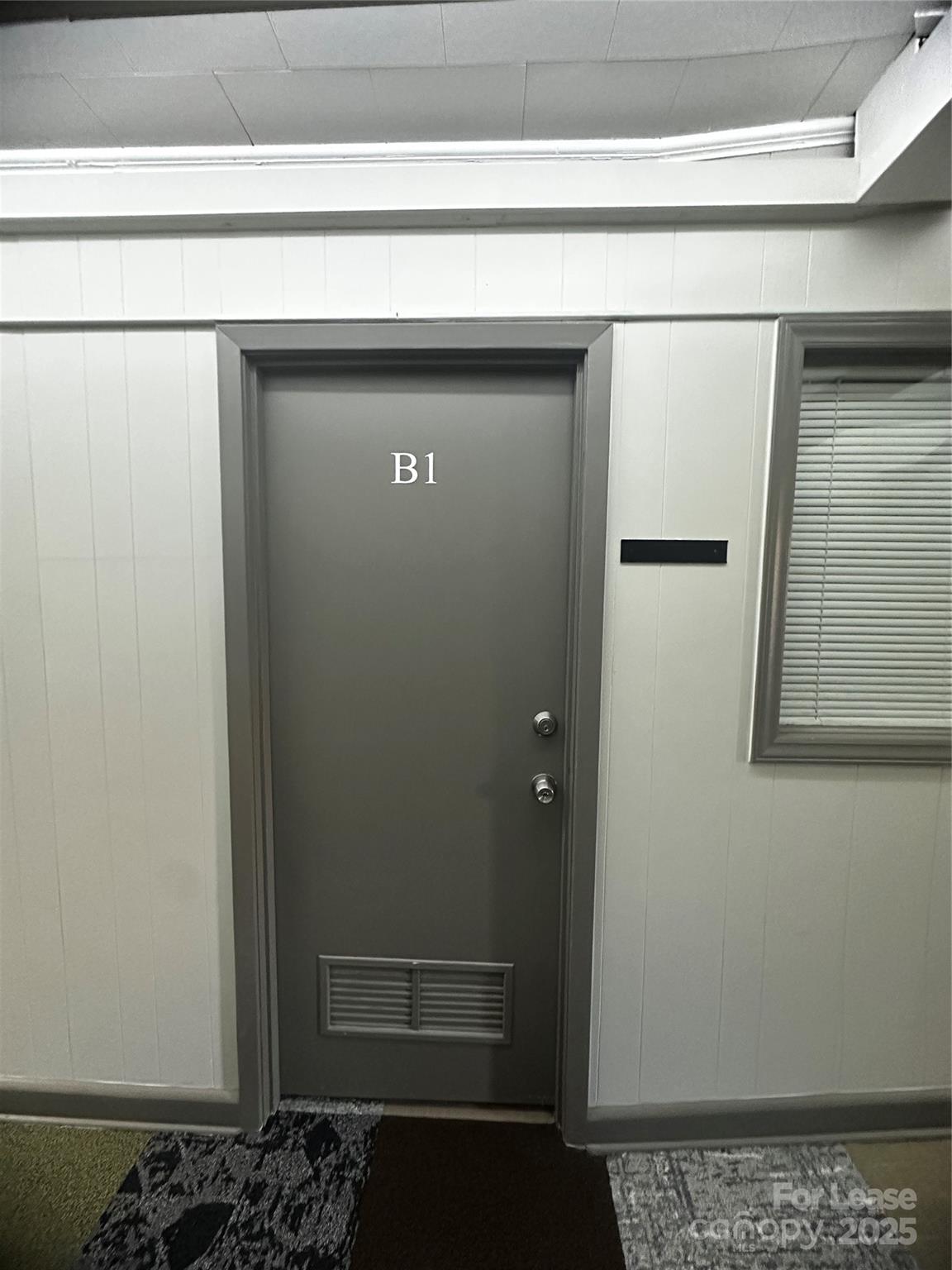 111 E Charlotte Avenue B1 Property Photo 2