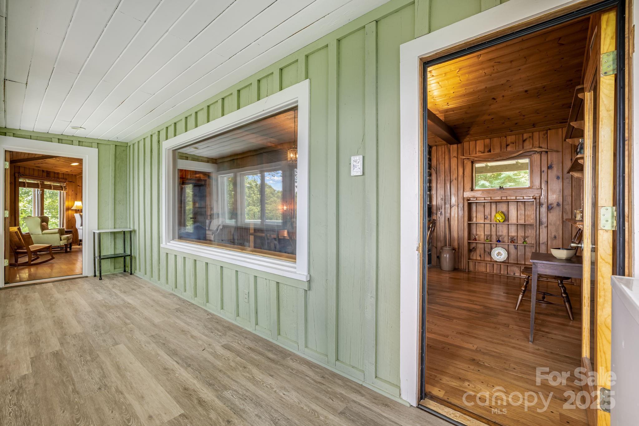 203 Laurel Lane Property Photo 13