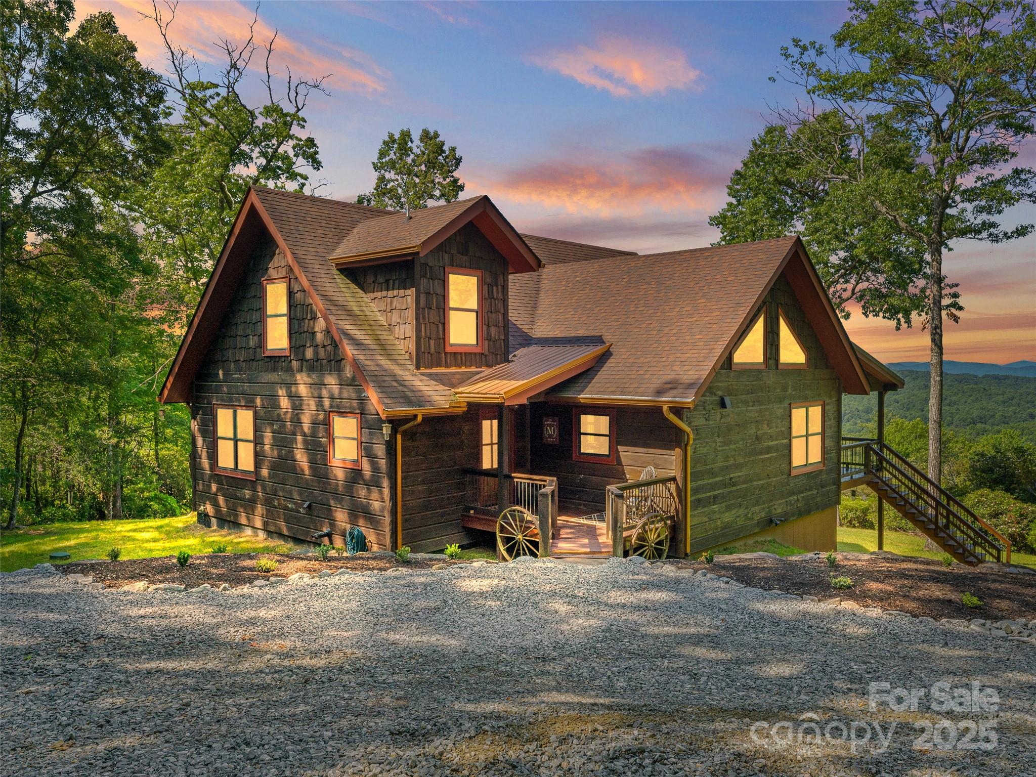 1909 Kentwood Lane Property Photo 4