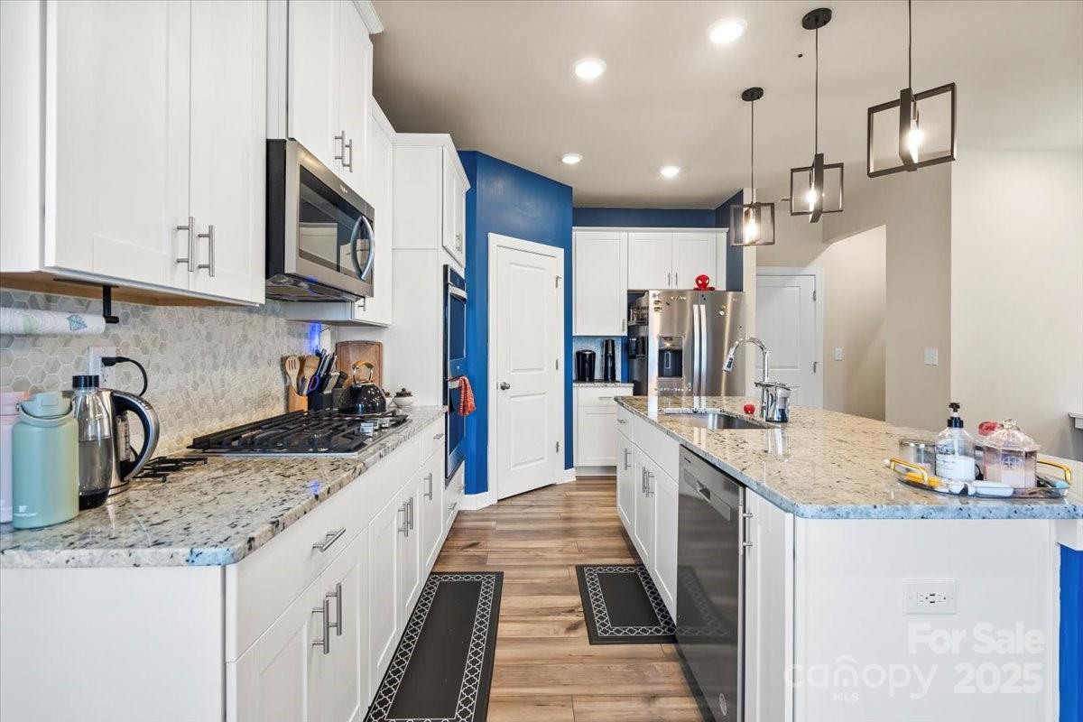 613 Cedar Knoll Circle Property Photo 14