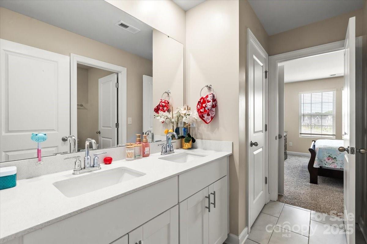 613 Cedar Knoll Circle Property Photo 26