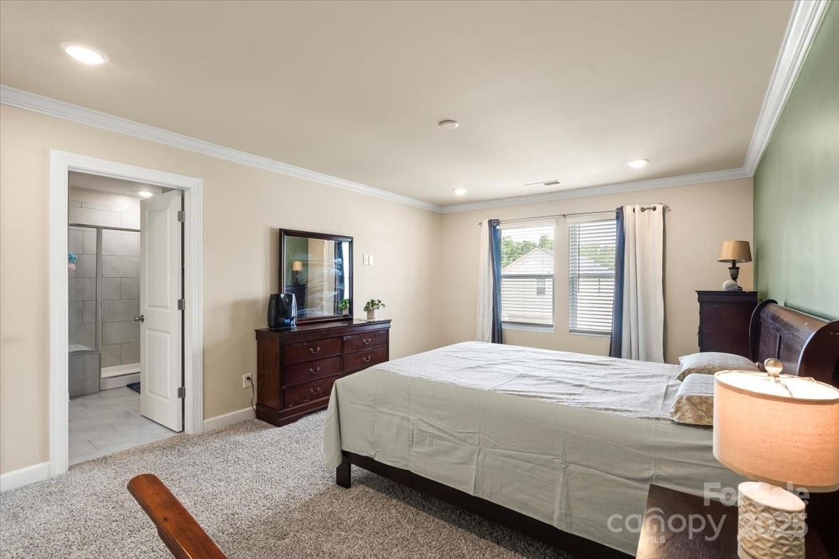 613 Cedar Knoll Circle Property Photo 28