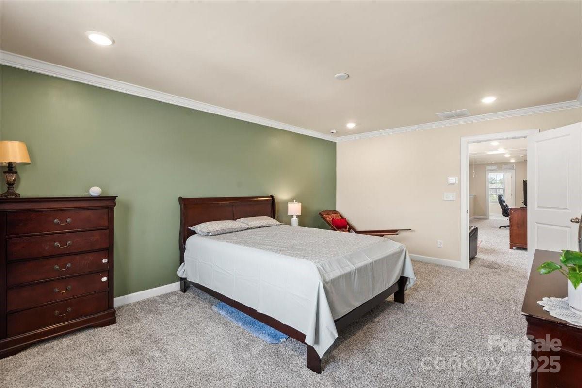 613 Cedar Knoll Circle Property Photo 29
