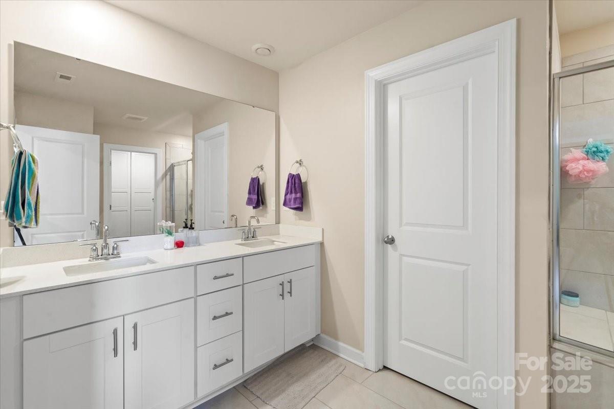 613 Cedar Knoll Circle Property Photo 30