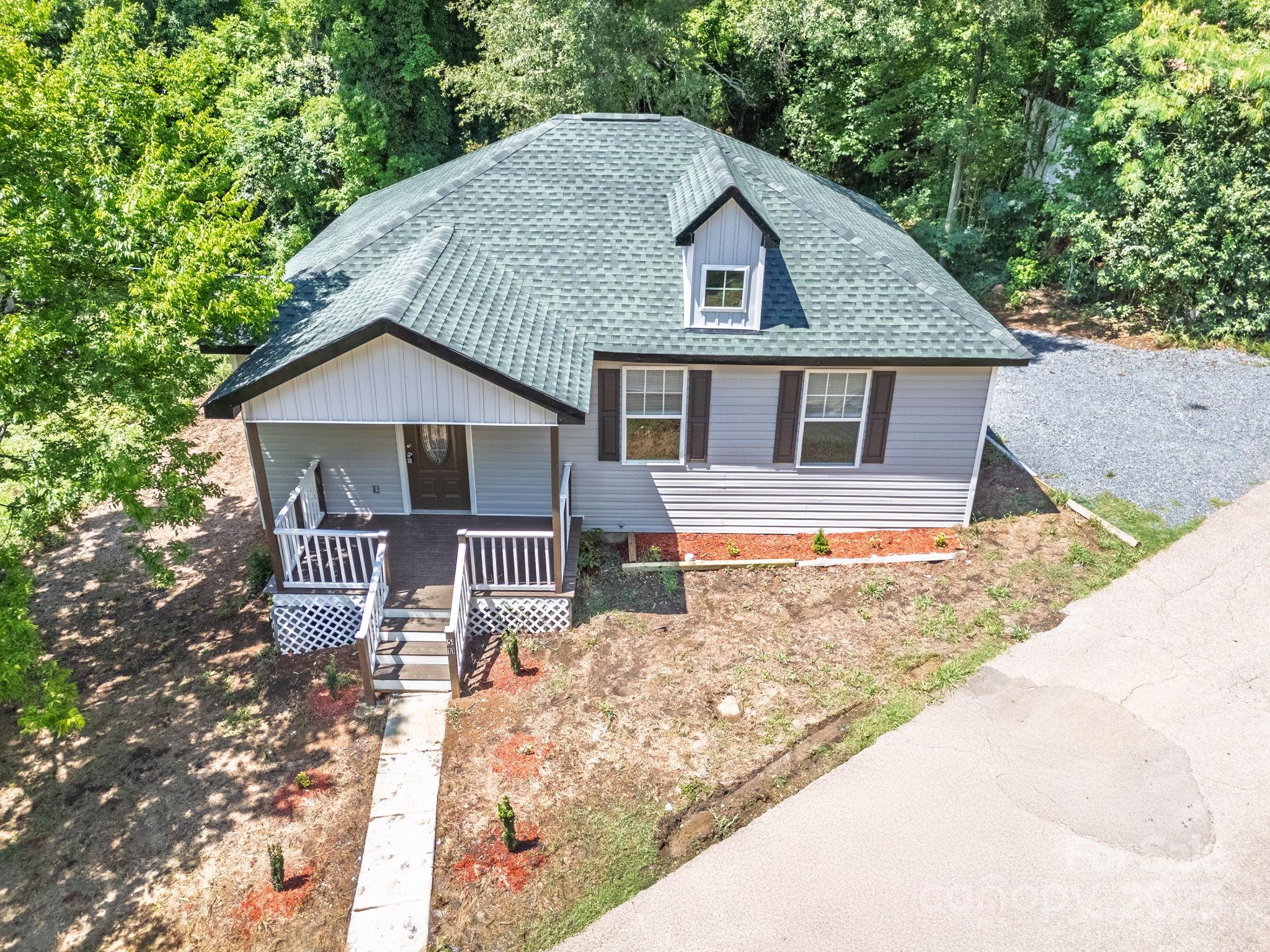 511 Lodge Street Property Photo 2