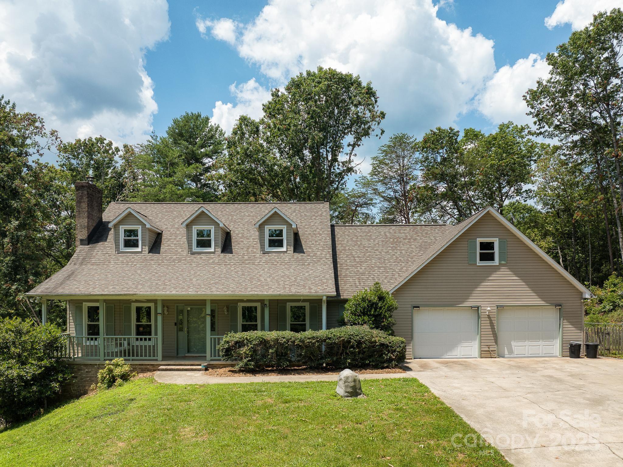 2091 Blowing Rock Boulevard Property Photo 1