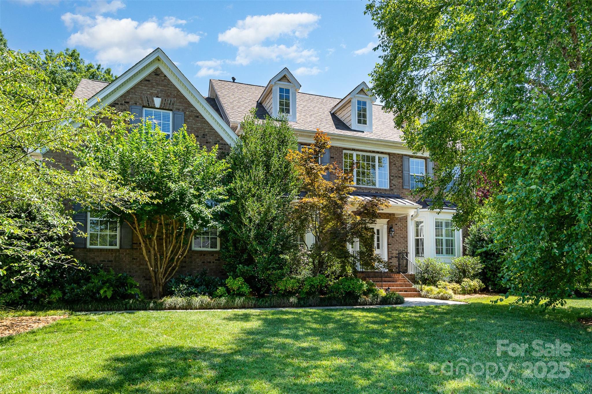 626 Tullamore Court Property Photo 2