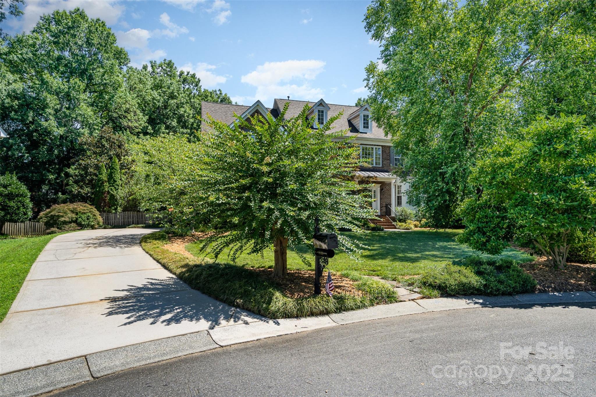 626 Tullamore Court Property Photo 3