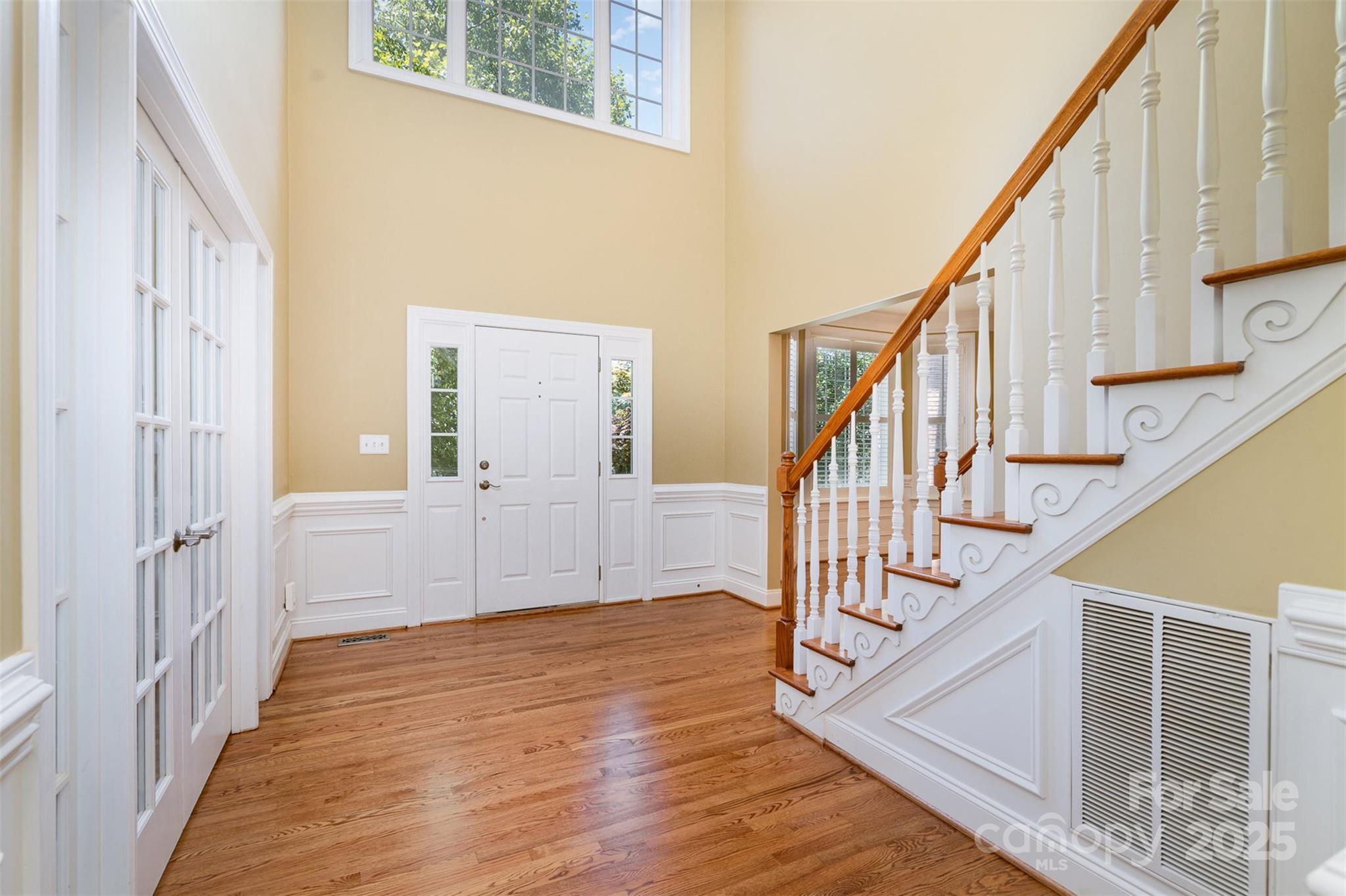 626 Tullamore Court Property Photo 6