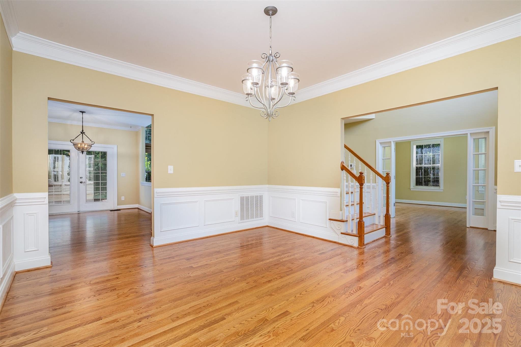 626 Tullamore Court Property Photo 9