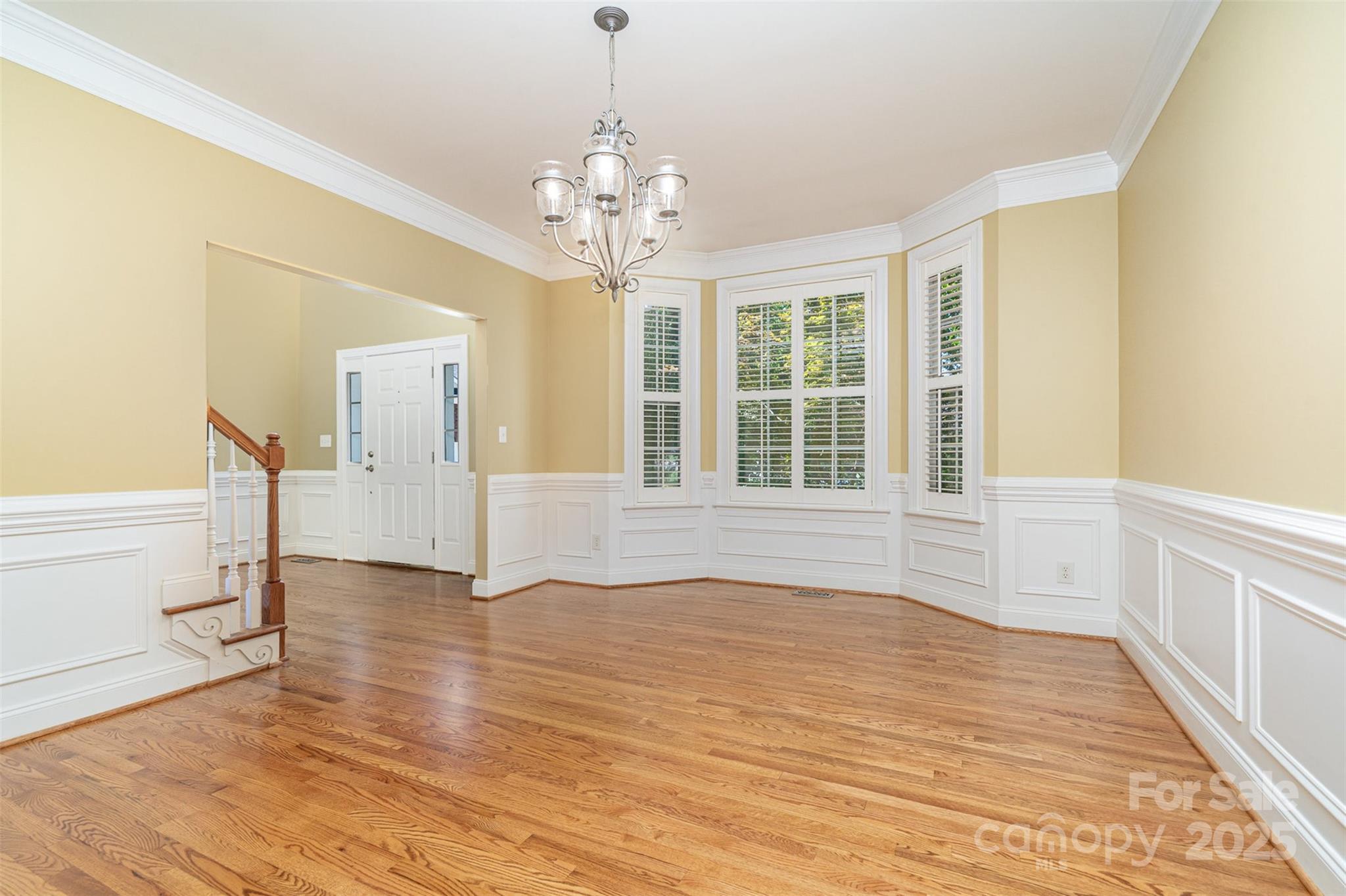 626 Tullamore Court Property Photo 10