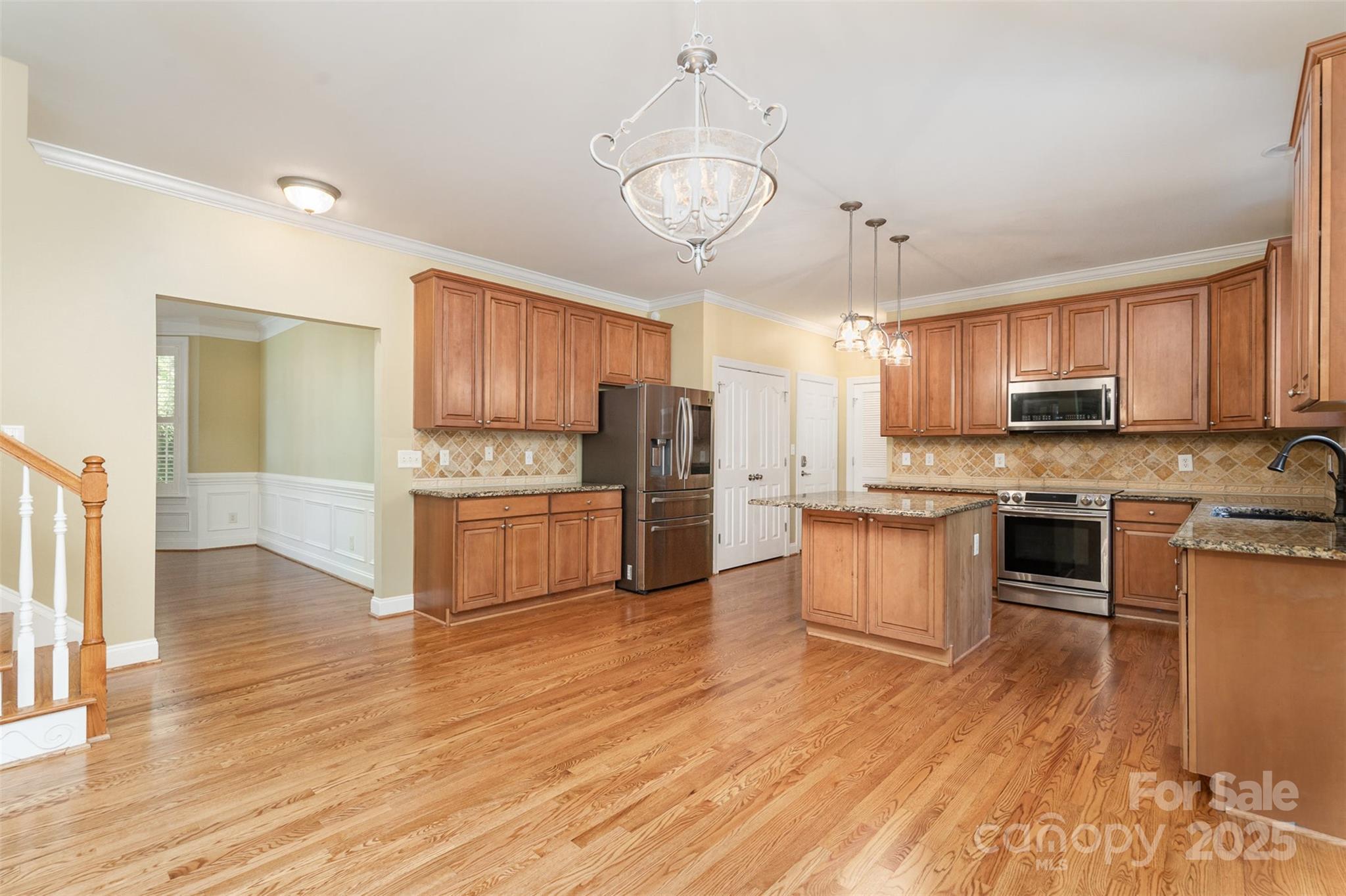 626 Tullamore Court Property Photo 11
