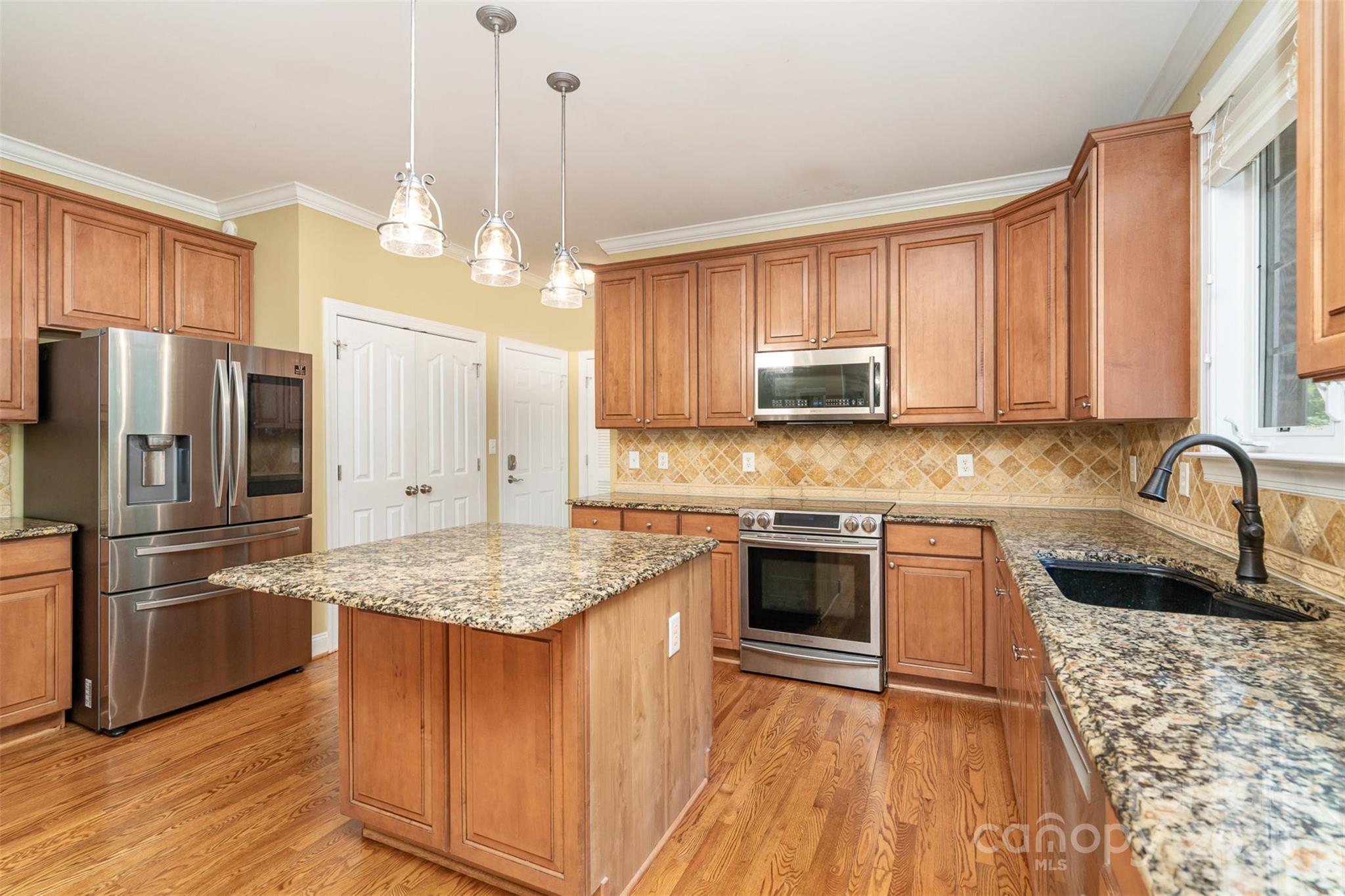 626 Tullamore Court Property Photo 15