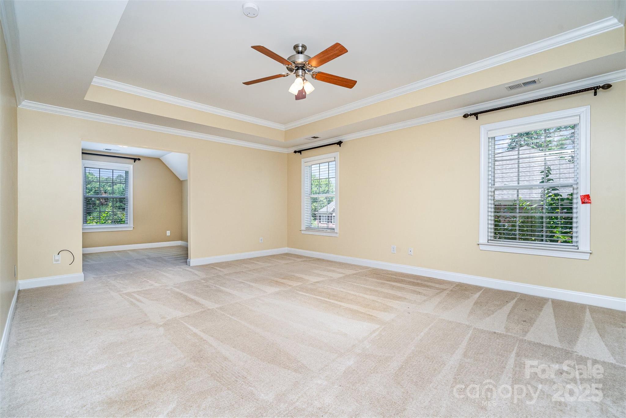 626 Tullamore Court Property Photo 27