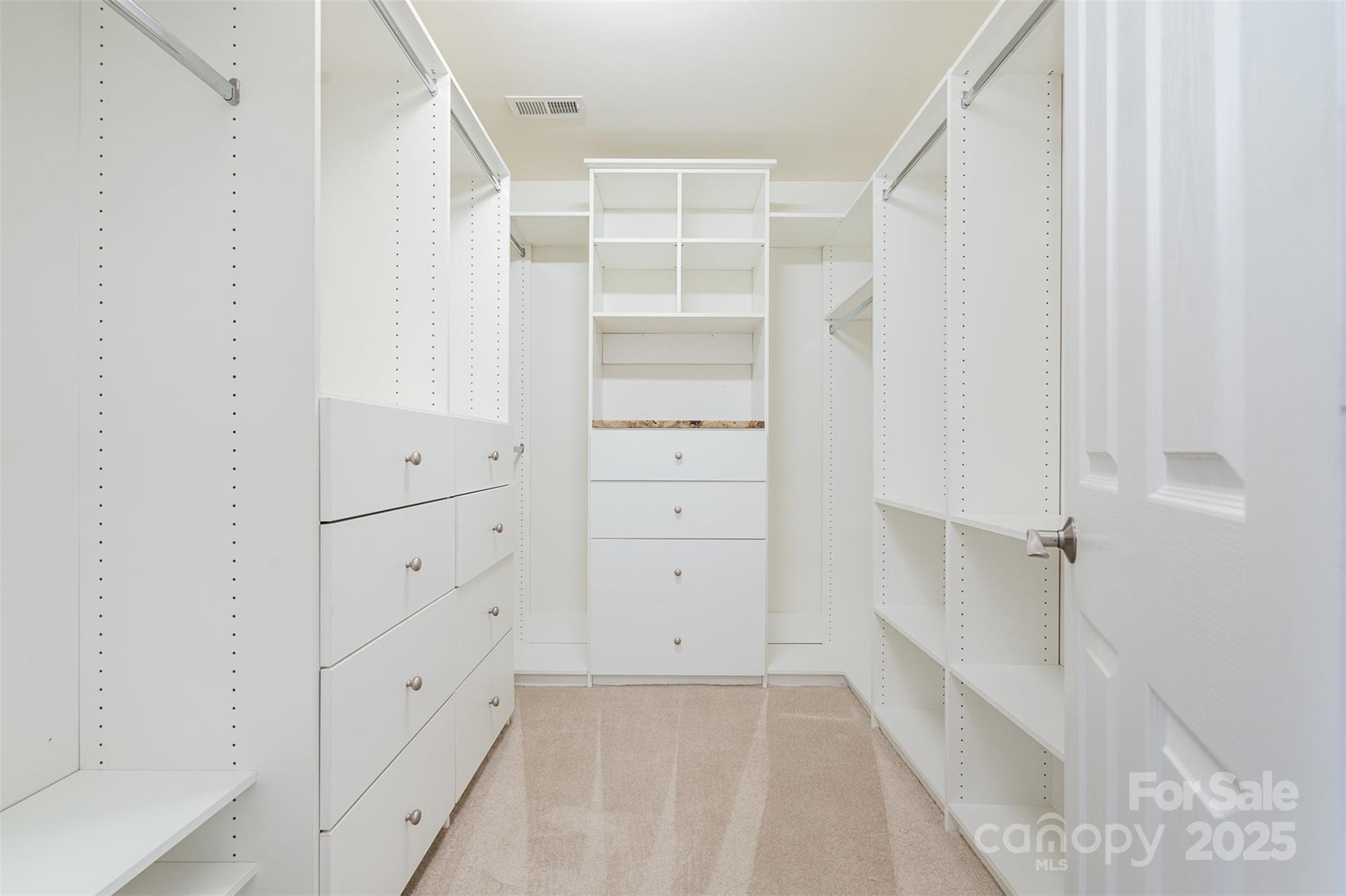 626 Tullamore Court Property Photo 29