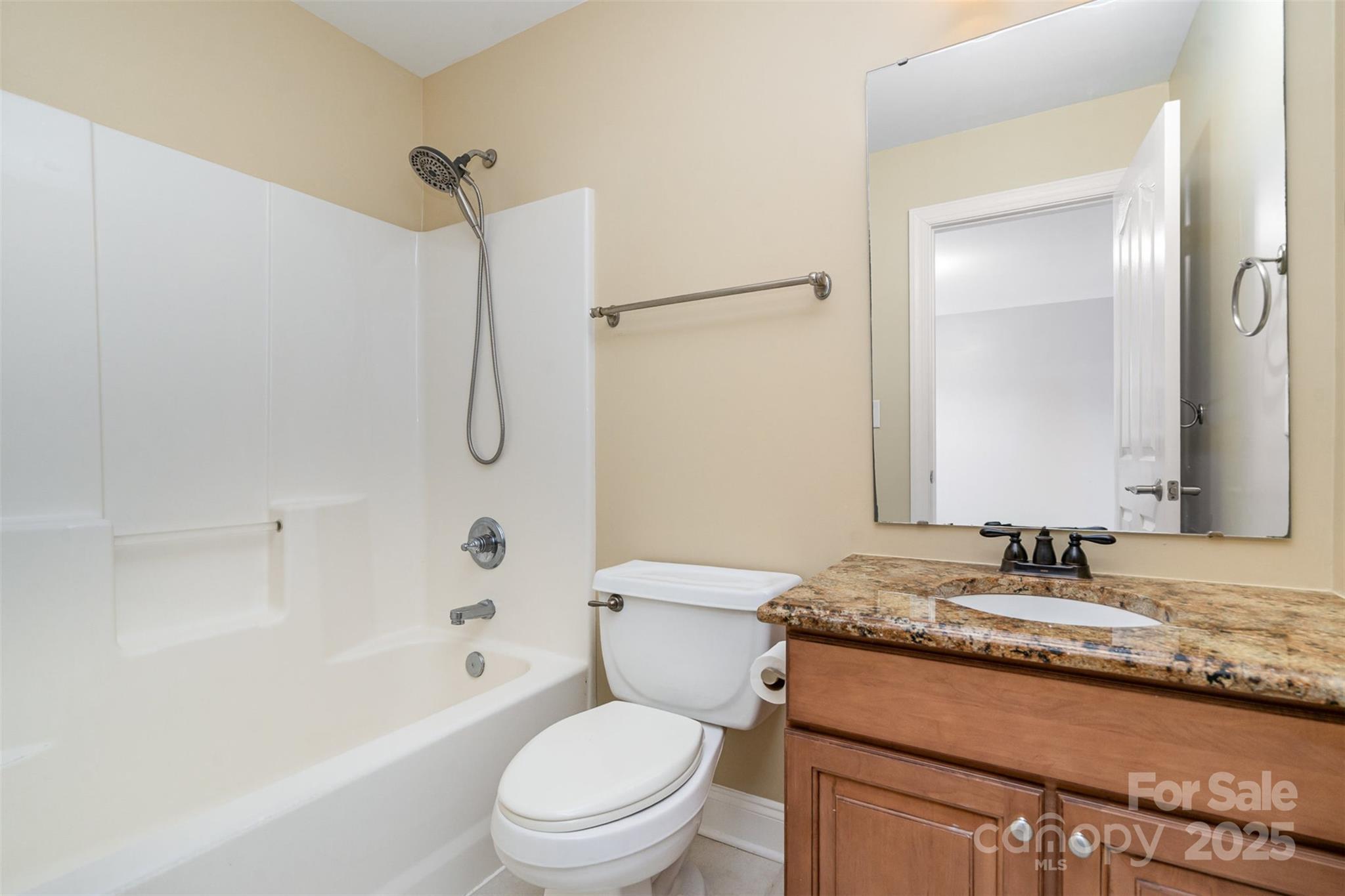 626 Tullamore Court Property Photo 33
