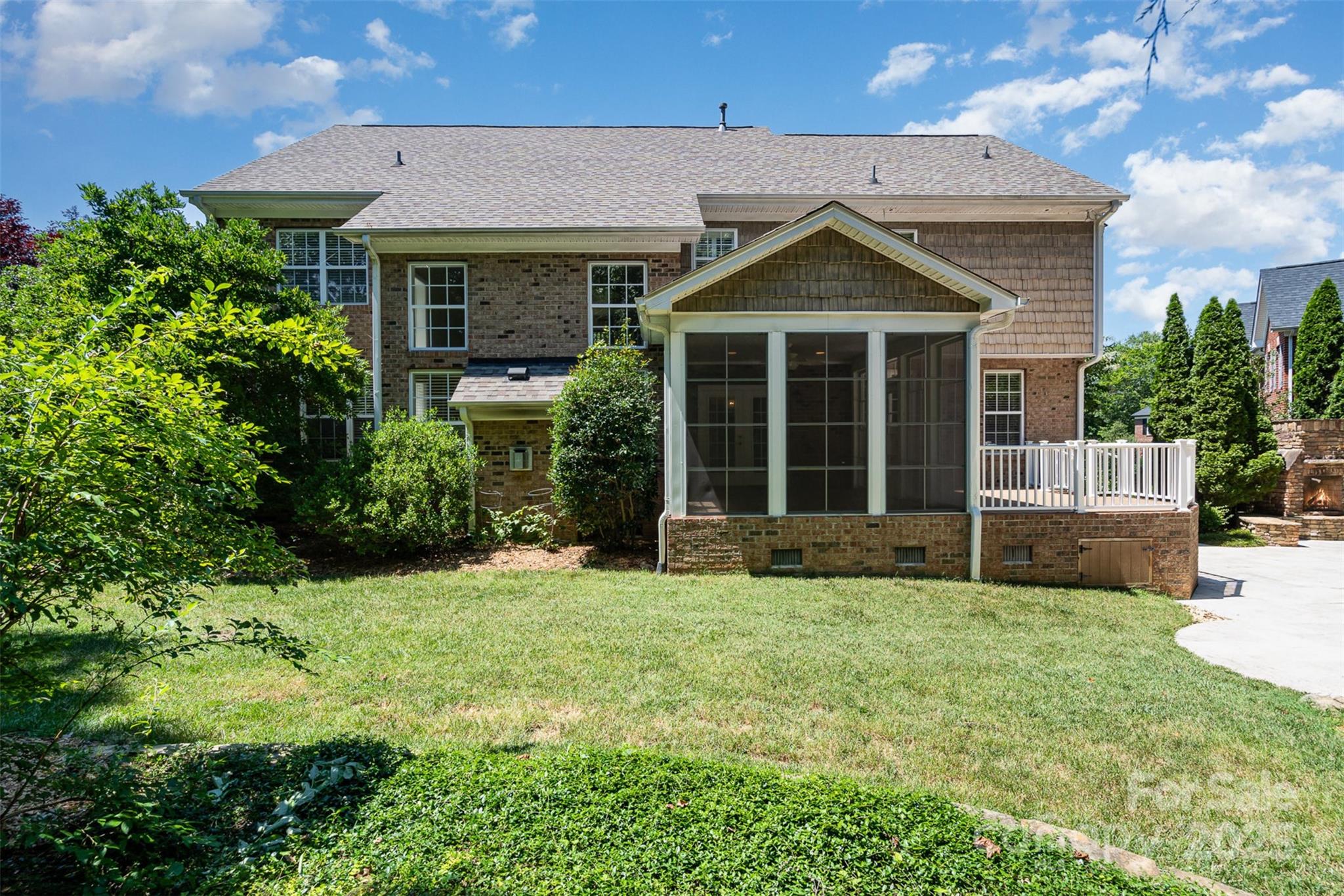 626 Tullamore Court Property Photo 43