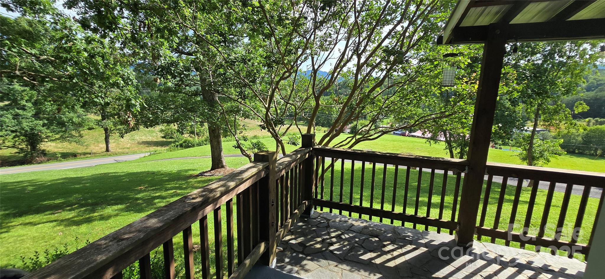 414 Pine Cove Road Property Photo 8
