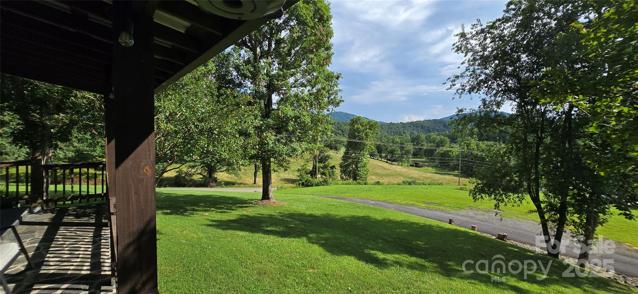 414 Pine Cove Road Property Photo 11