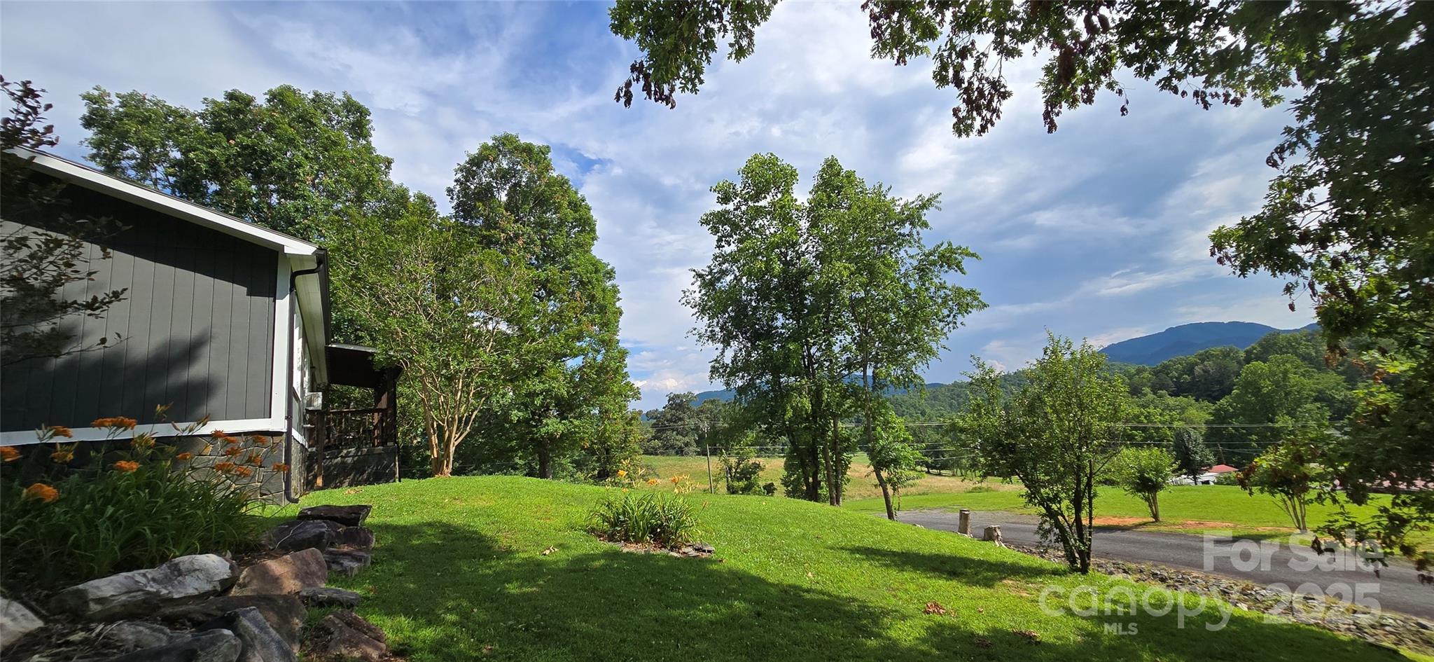 414 Pine Cove Road Property Photo 17