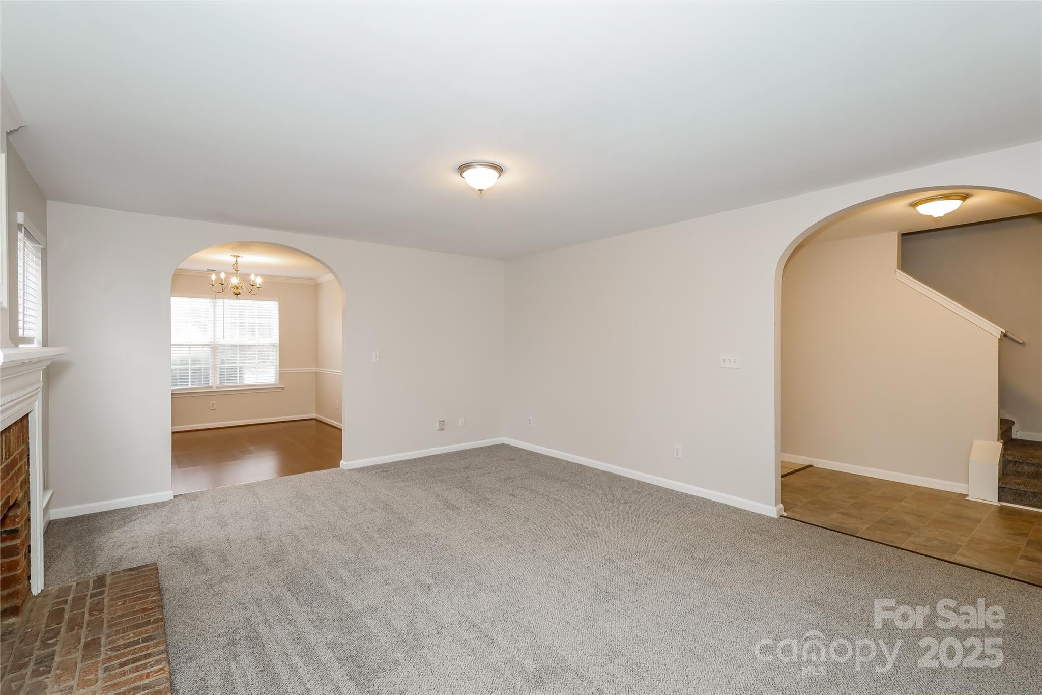 14311 Arbor Ridge Drive Property Photo 5