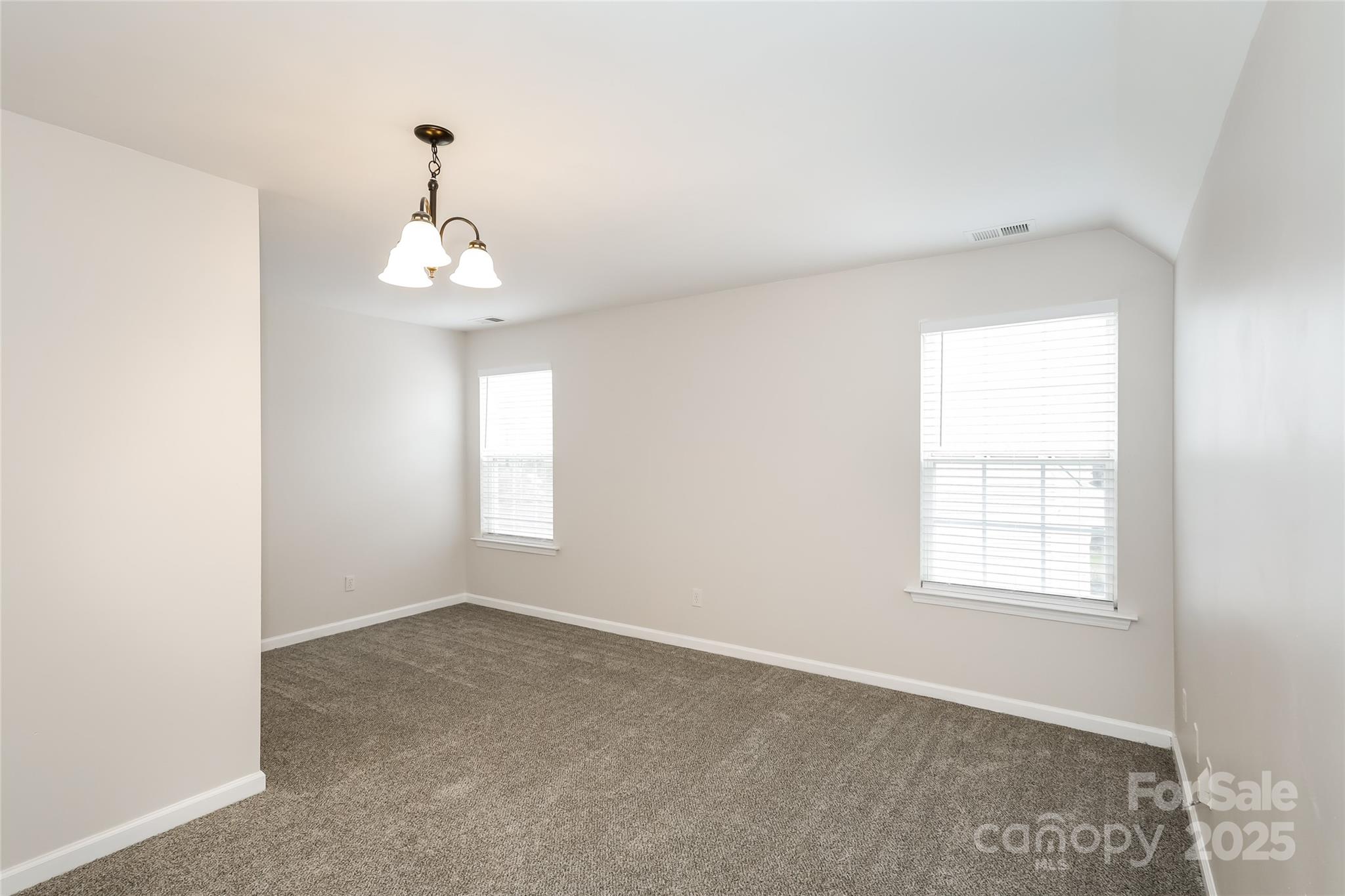 14311 Arbor Ridge Drive Property Photo 8