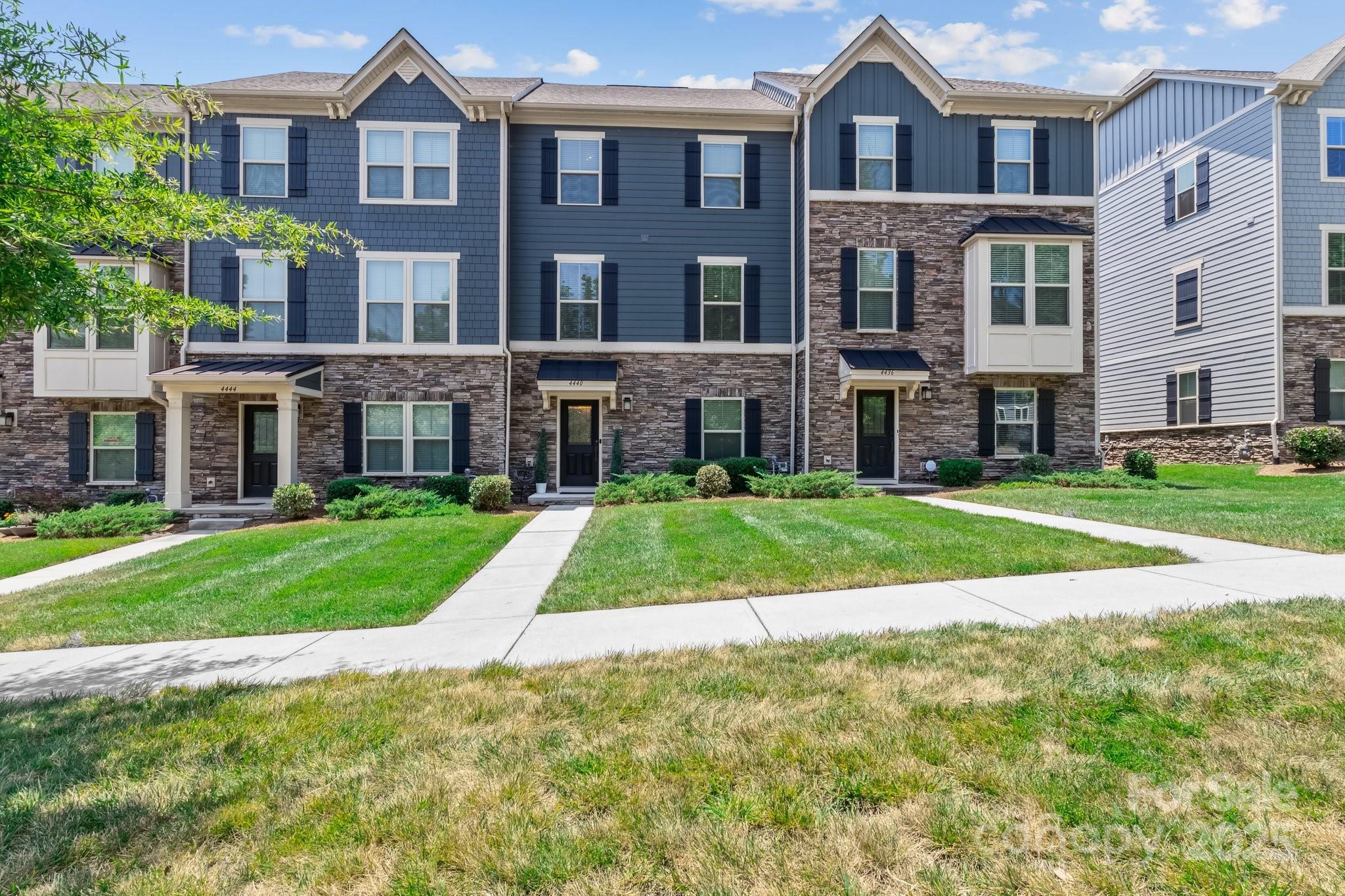 4440 Carteret Street Property Photo 1