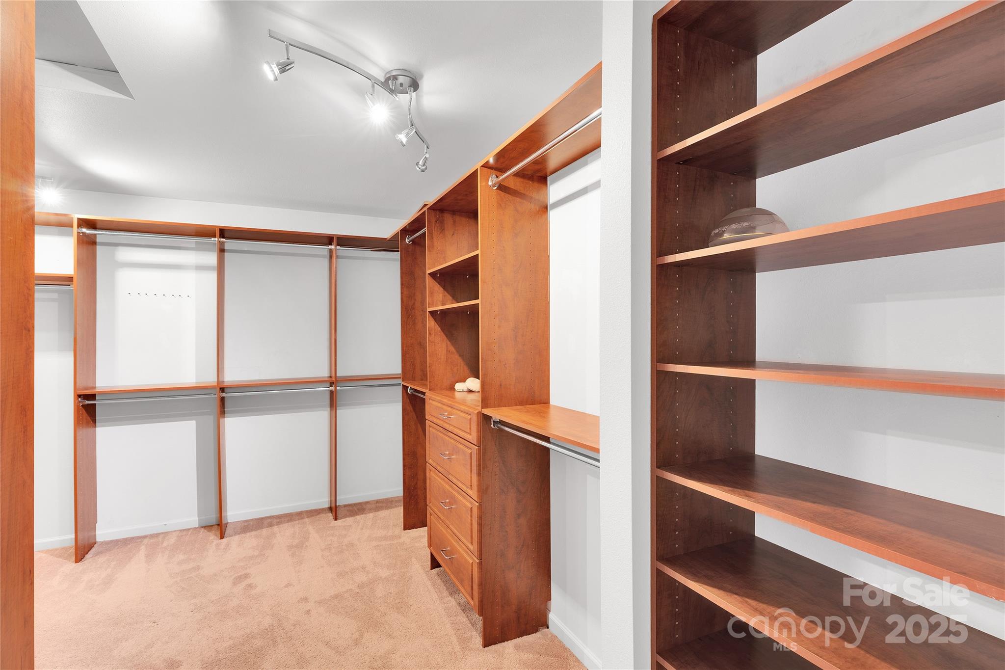 3114 Bamburgh Court Property Photo 17