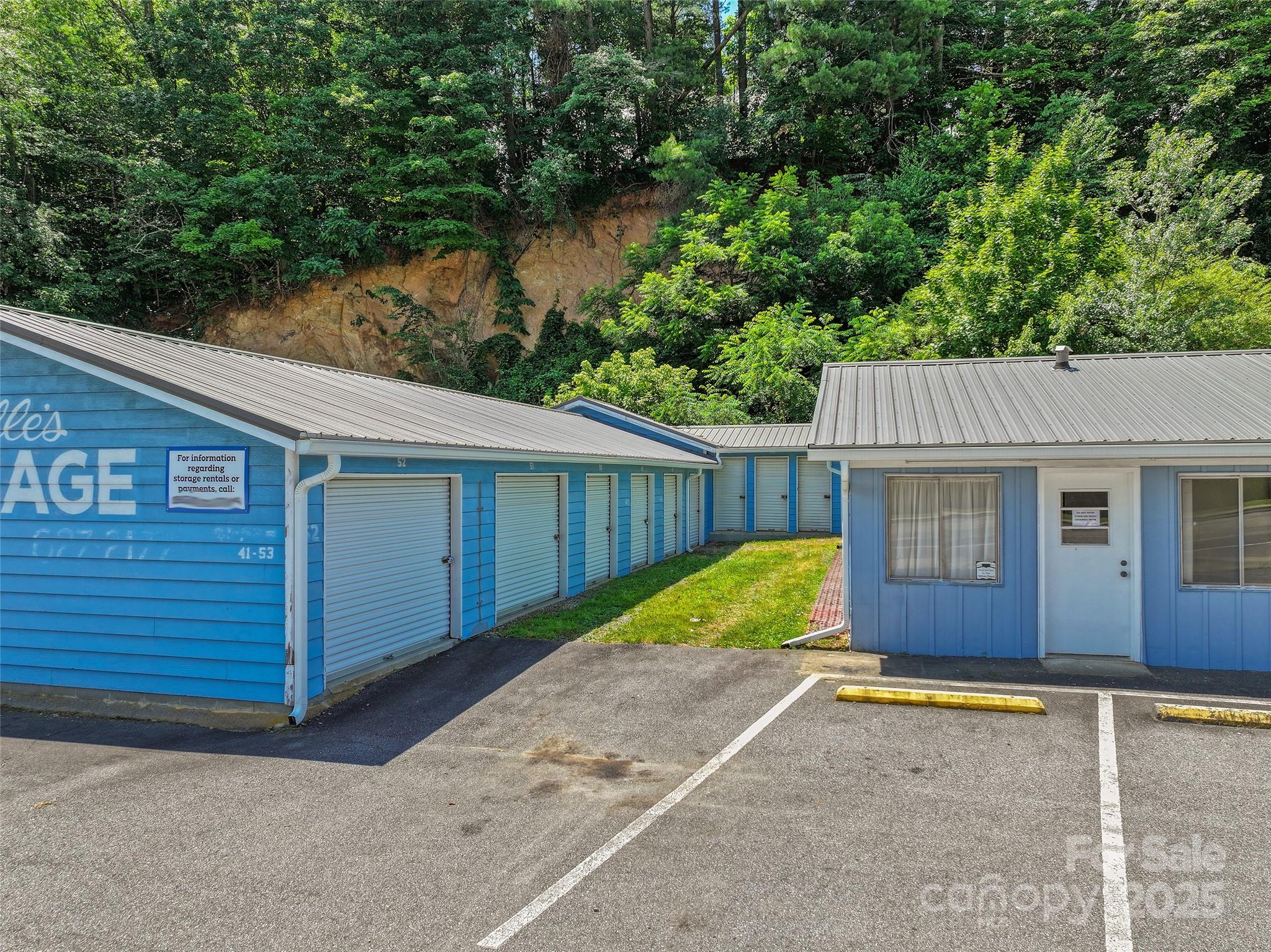 8275 Carolina Boulevard Property Photo 12