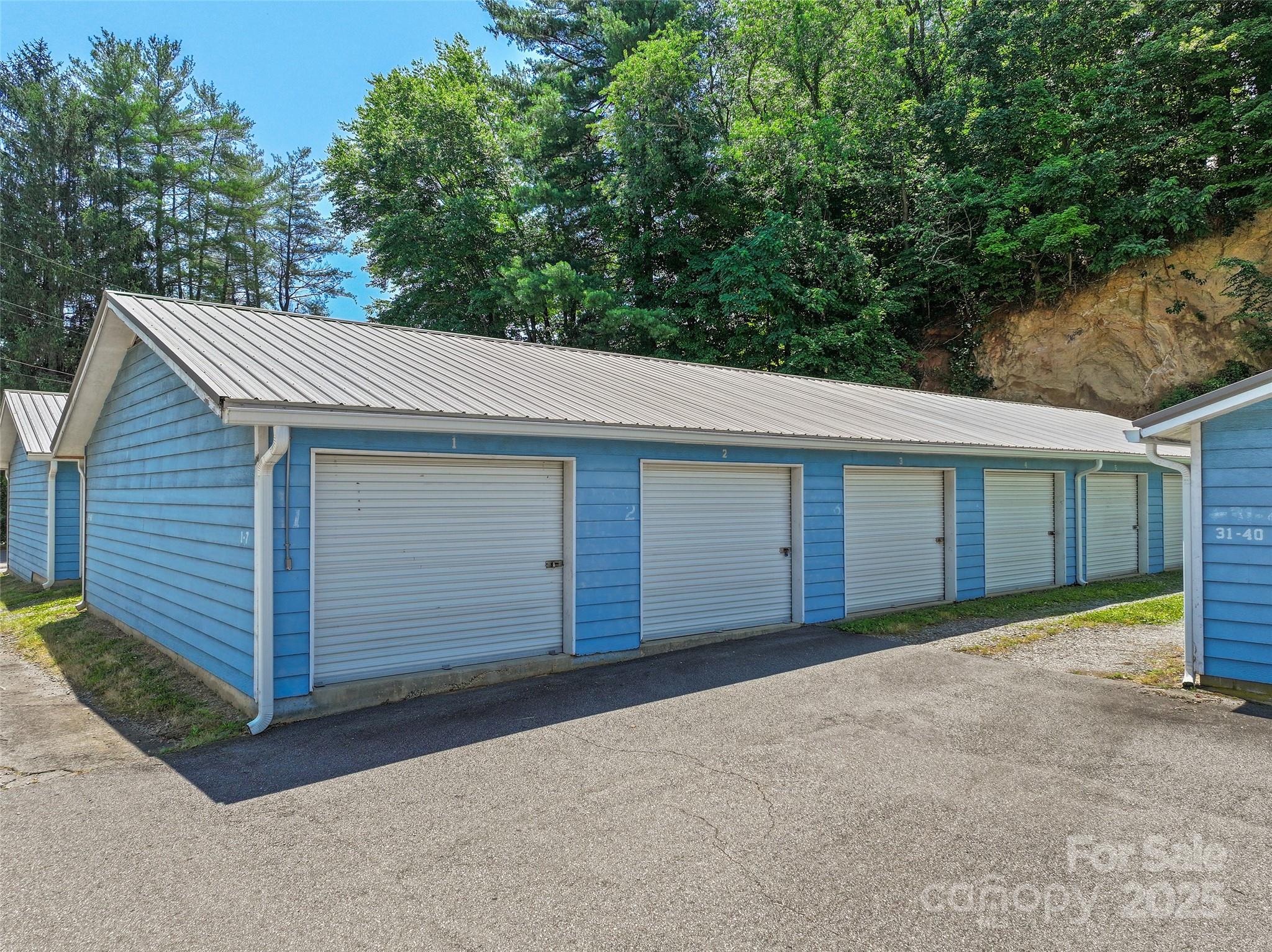 8275 Carolina Boulevard Property Photo 14