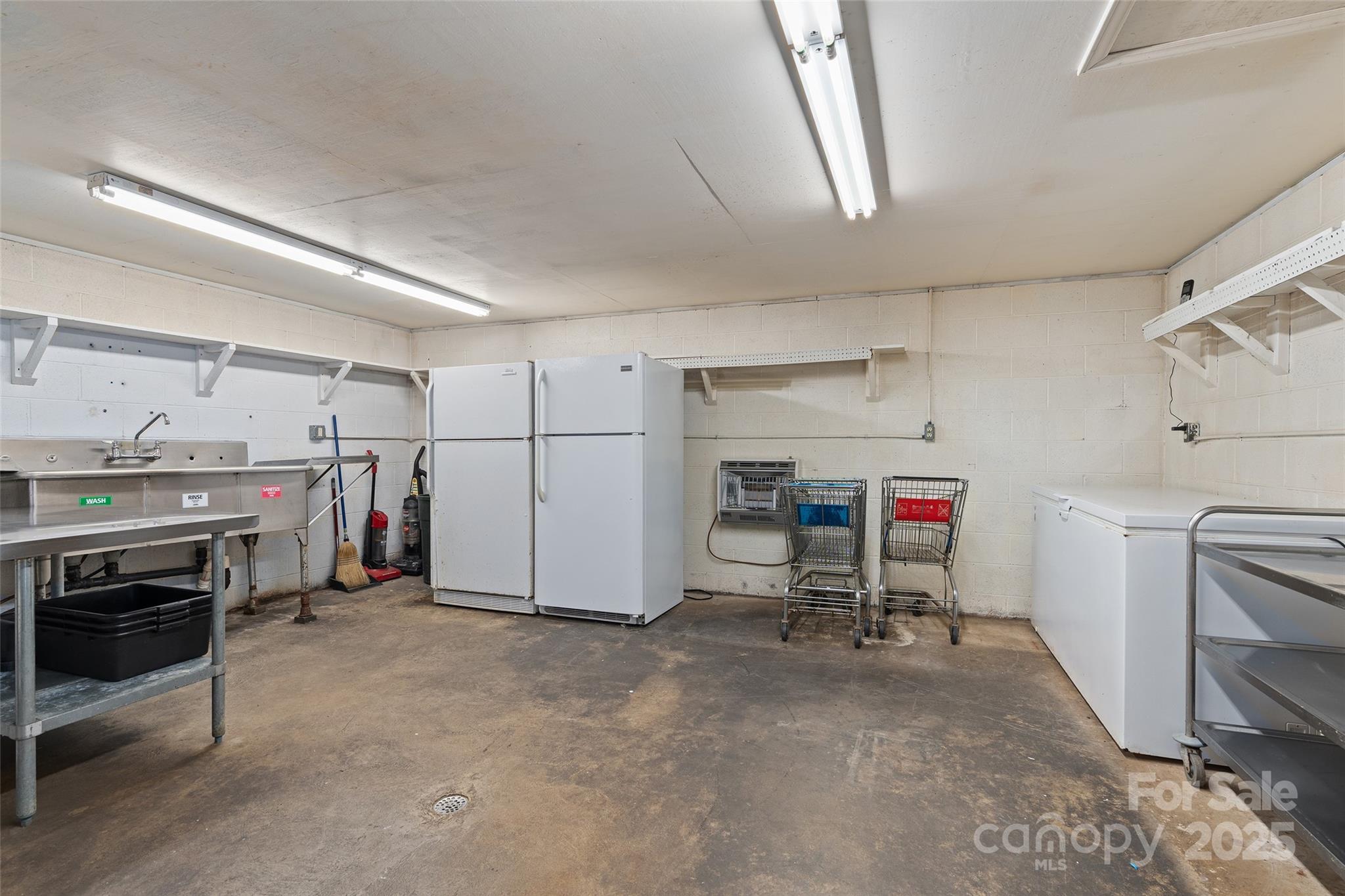 8275 Carolina Boulevard Property Photo 30