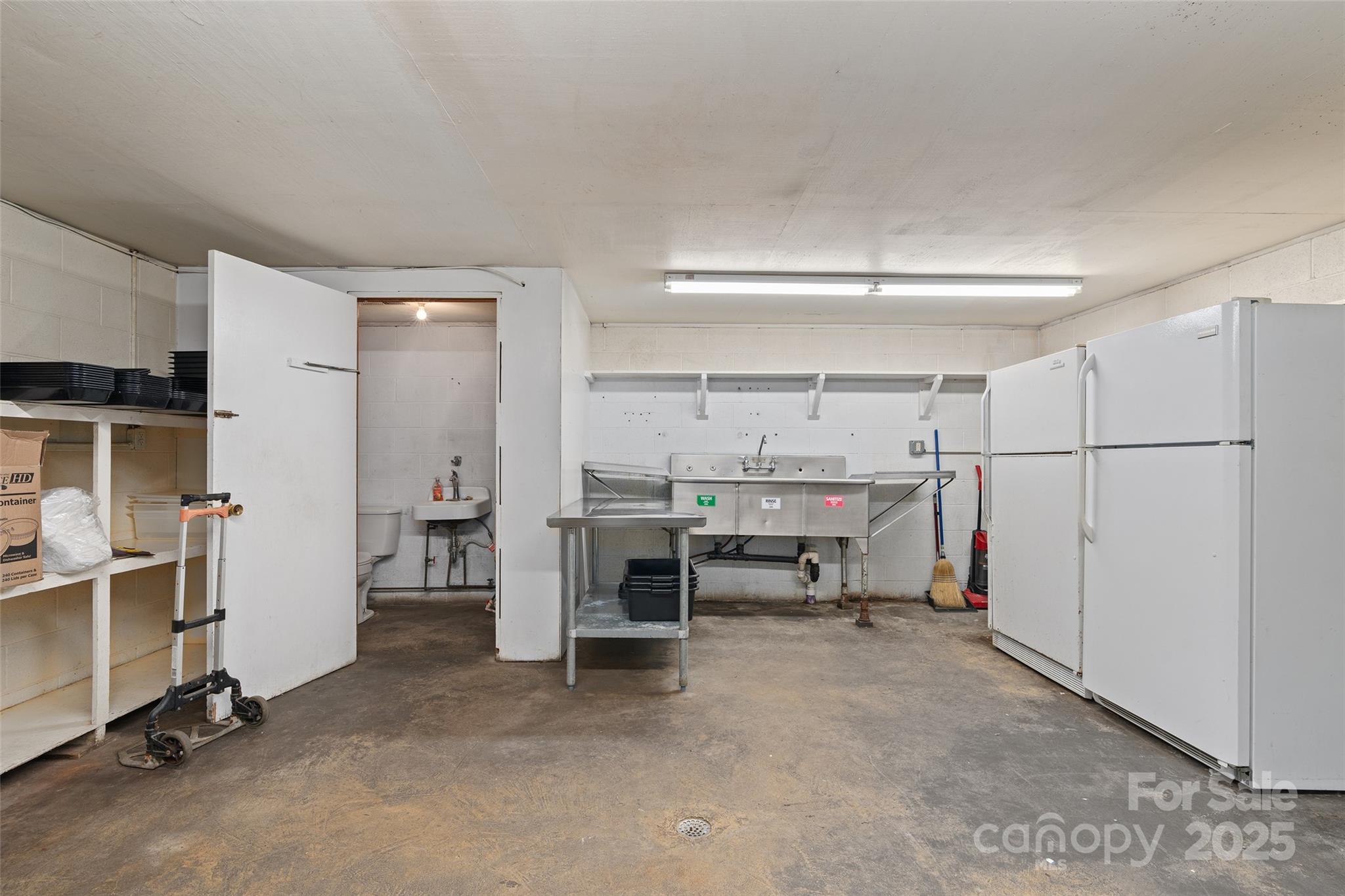 8275 Carolina Boulevard Property Photo 31