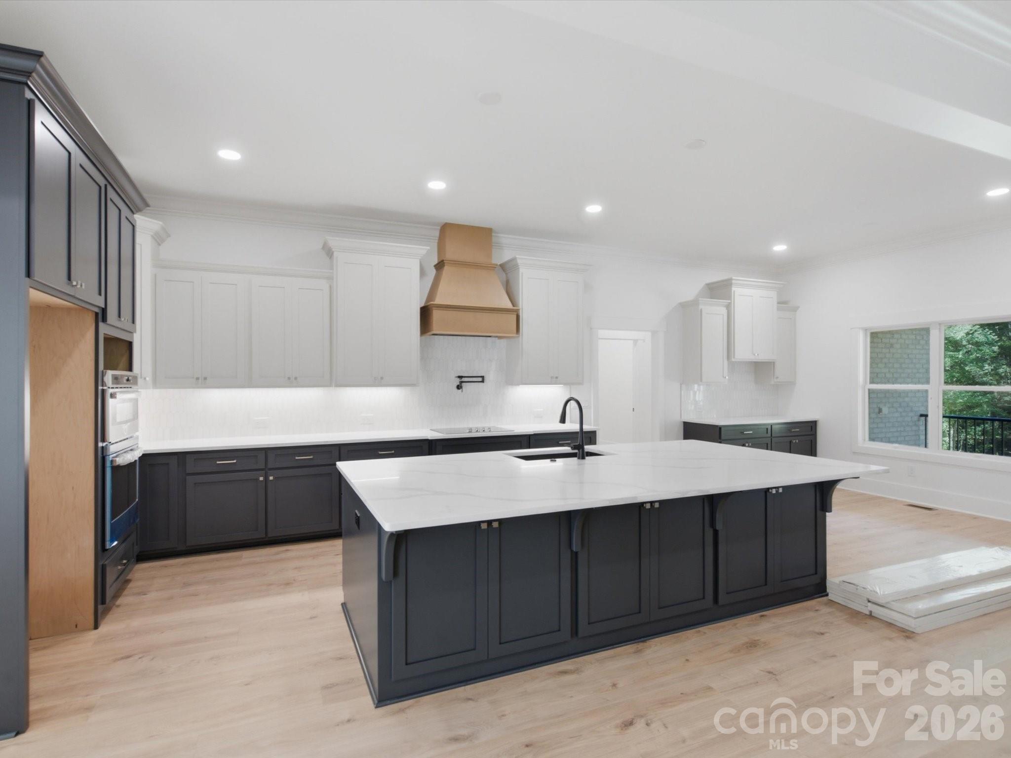 8018 Fairmont Drive Property Photo 11