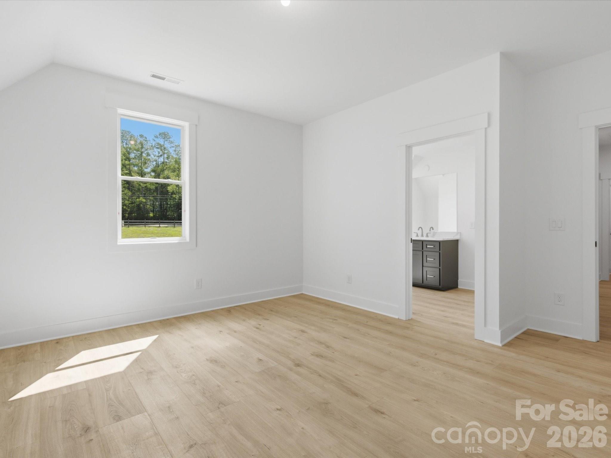 8018 Fairmont Drive Property Photo 25