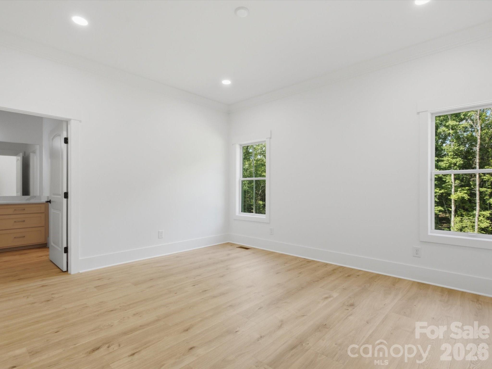 8018 Fairmont Drive Property Photo 26