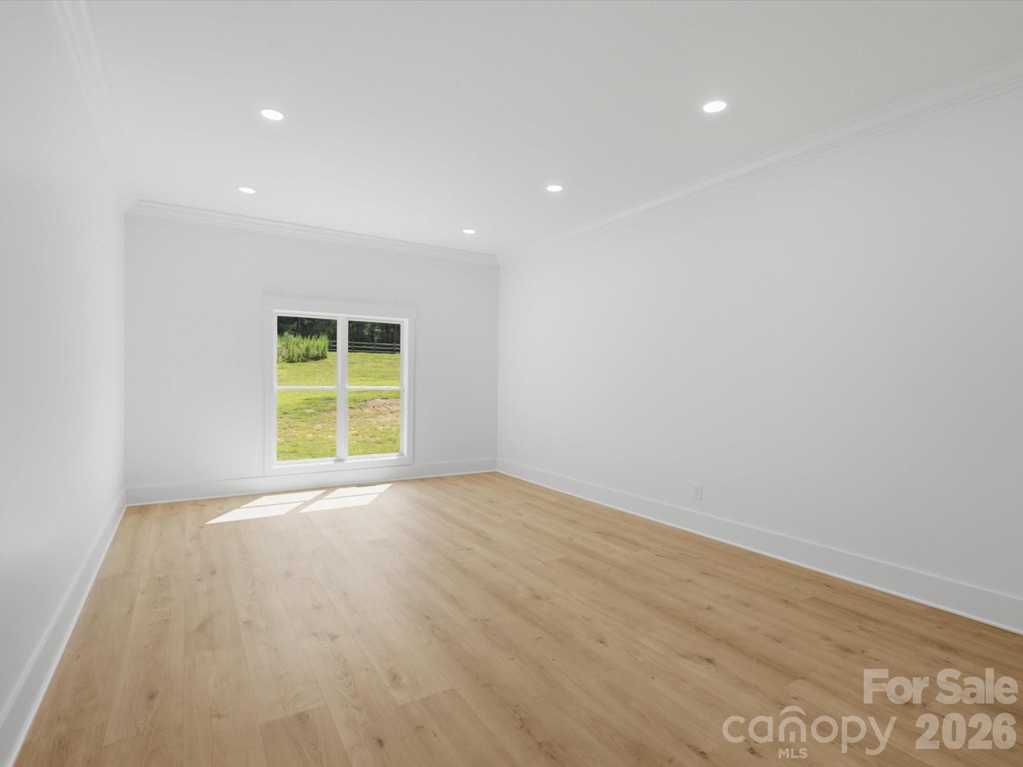 8018 Fairmont Drive Property Photo 28