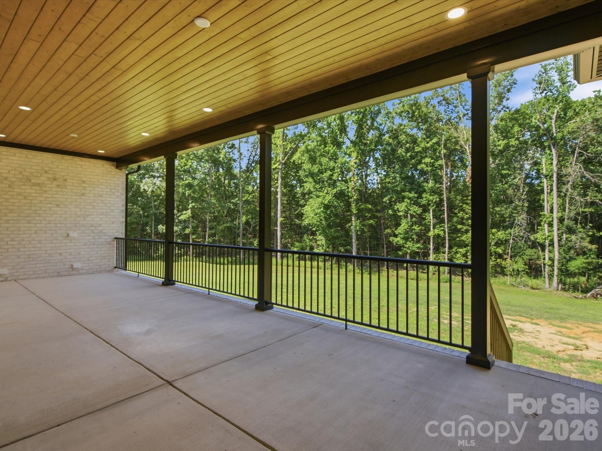 8018 Fairmont Drive Property Photo 41