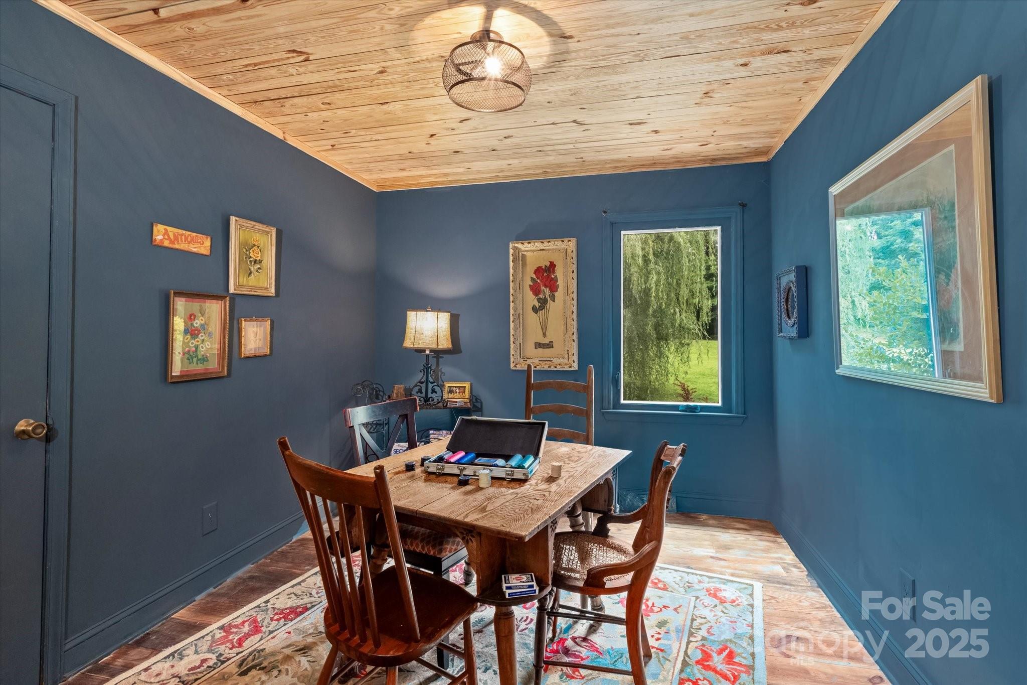 724 Teeter Road Property Photo 18