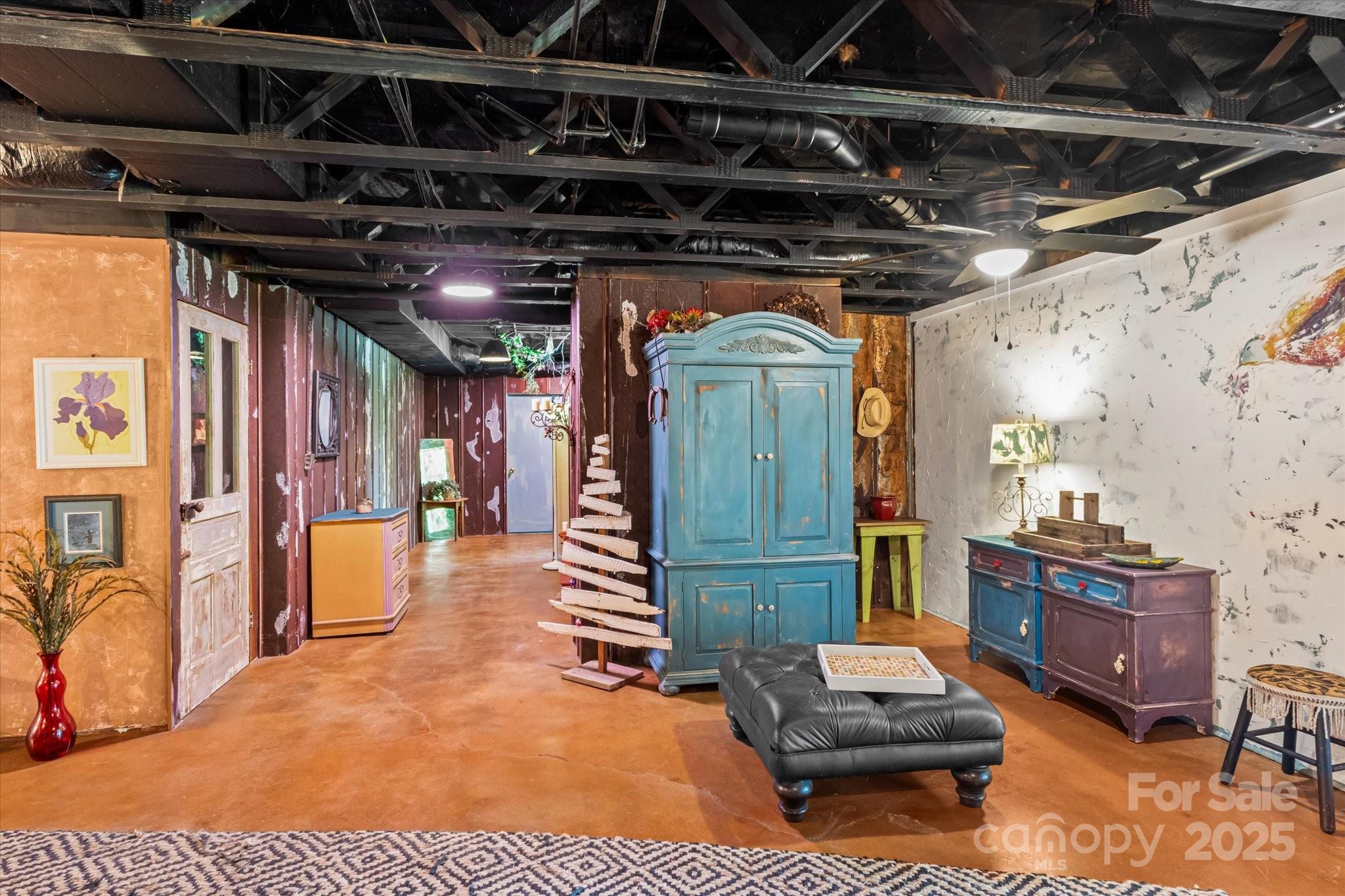 724 Teeter Road Property Photo 21