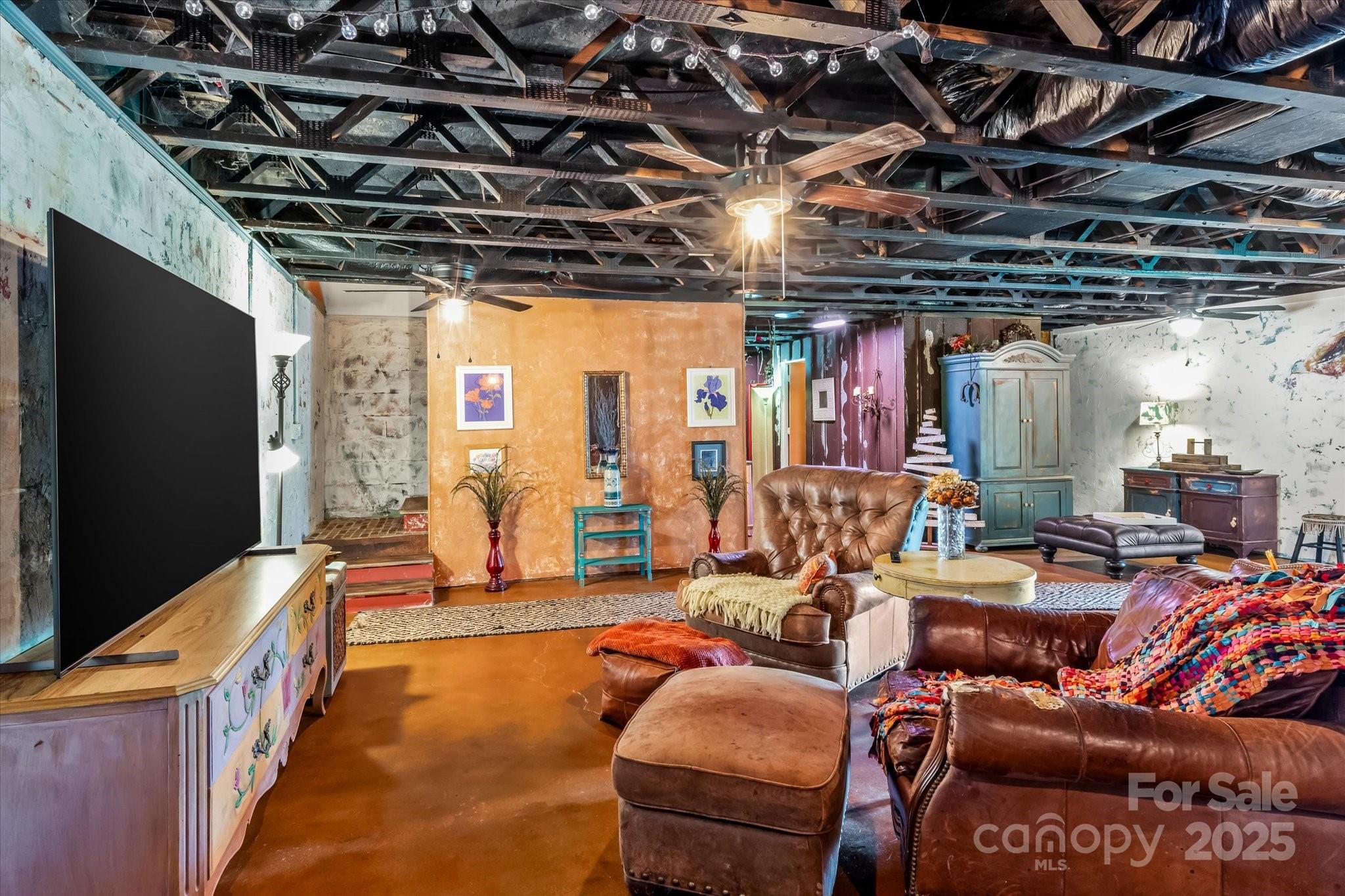 724 Teeter Road Property Photo 22