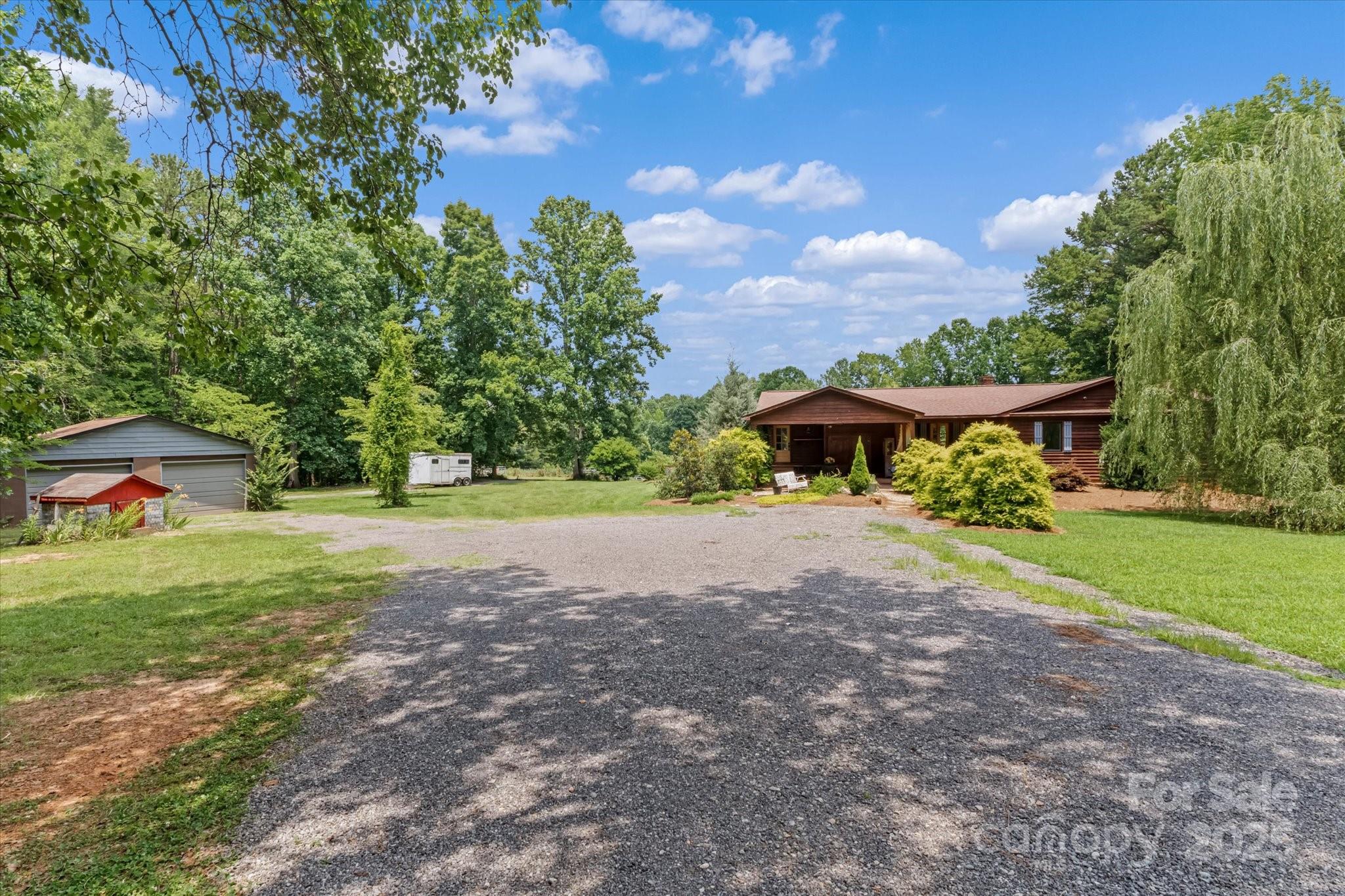 724 Teeter Road Property Photo 37