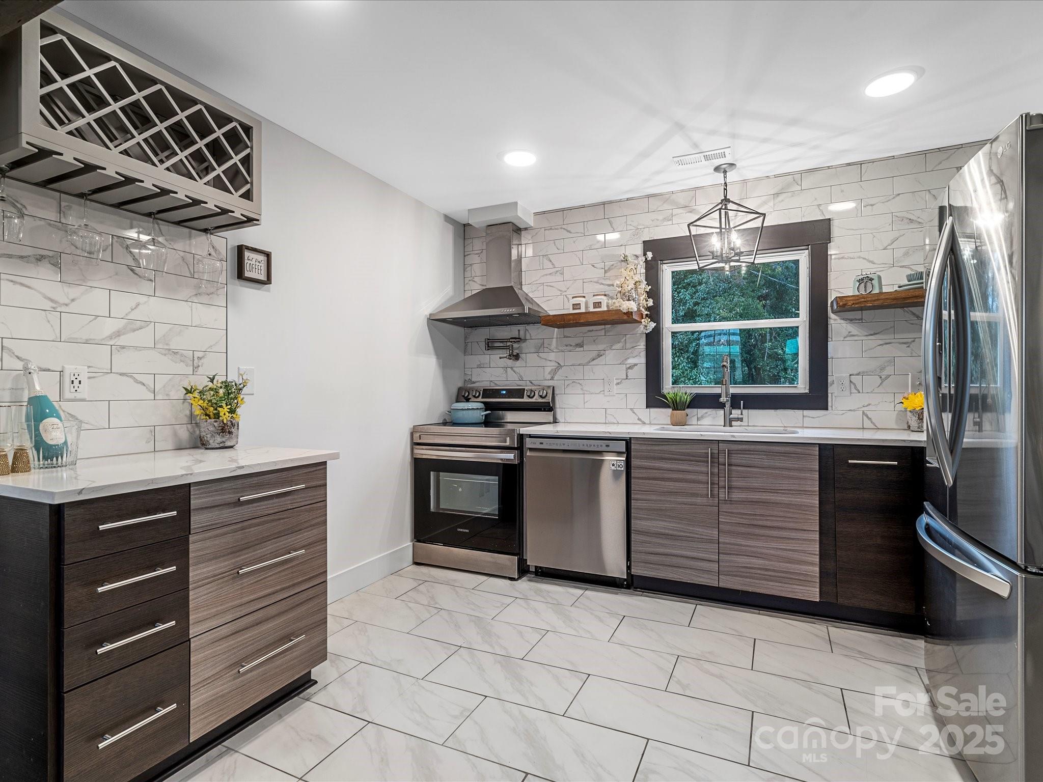 2627 Old North Sharon Amity Road Property Photo 8