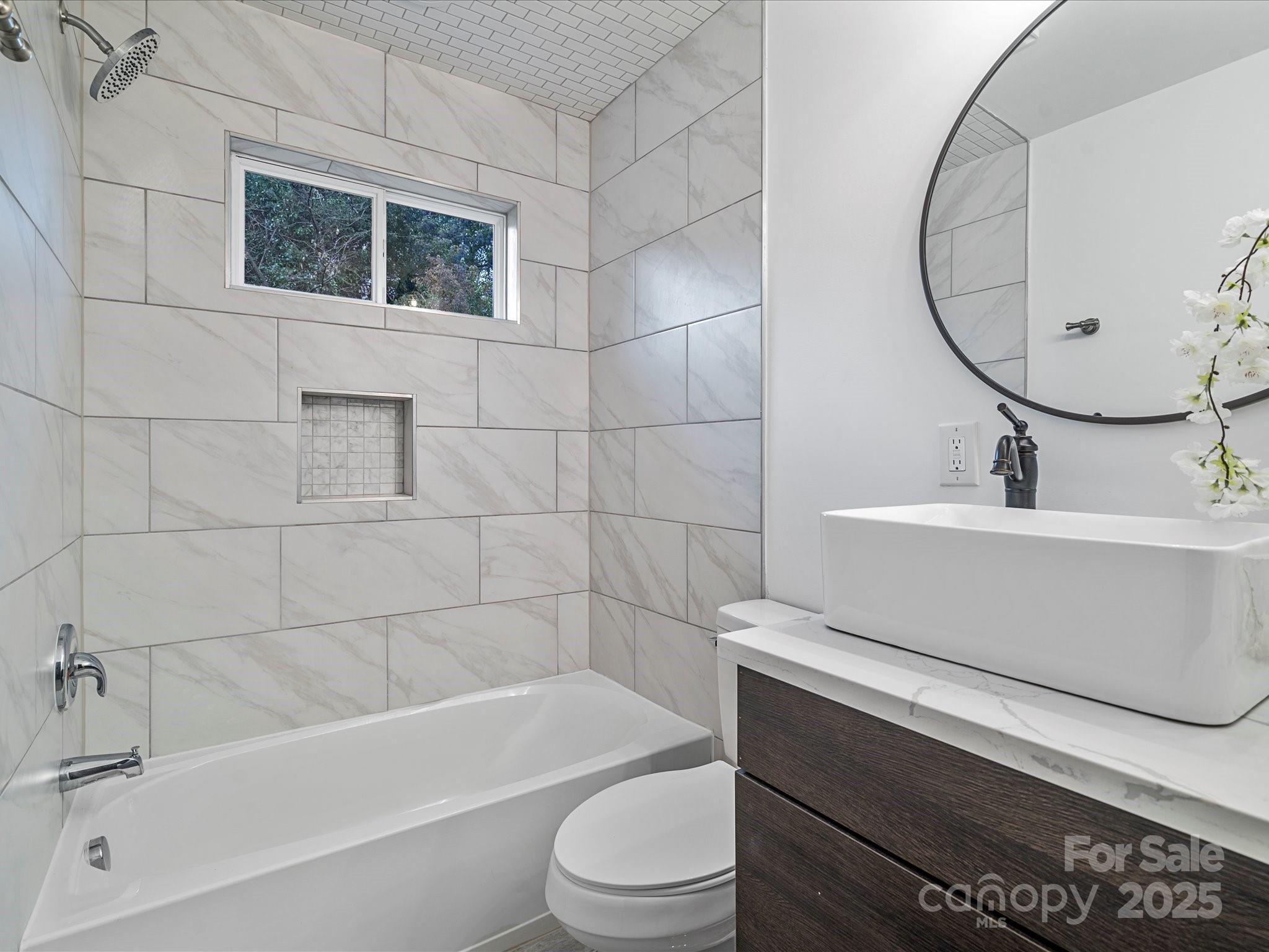 2627 Old North Sharon Amity Road Property Photo 19