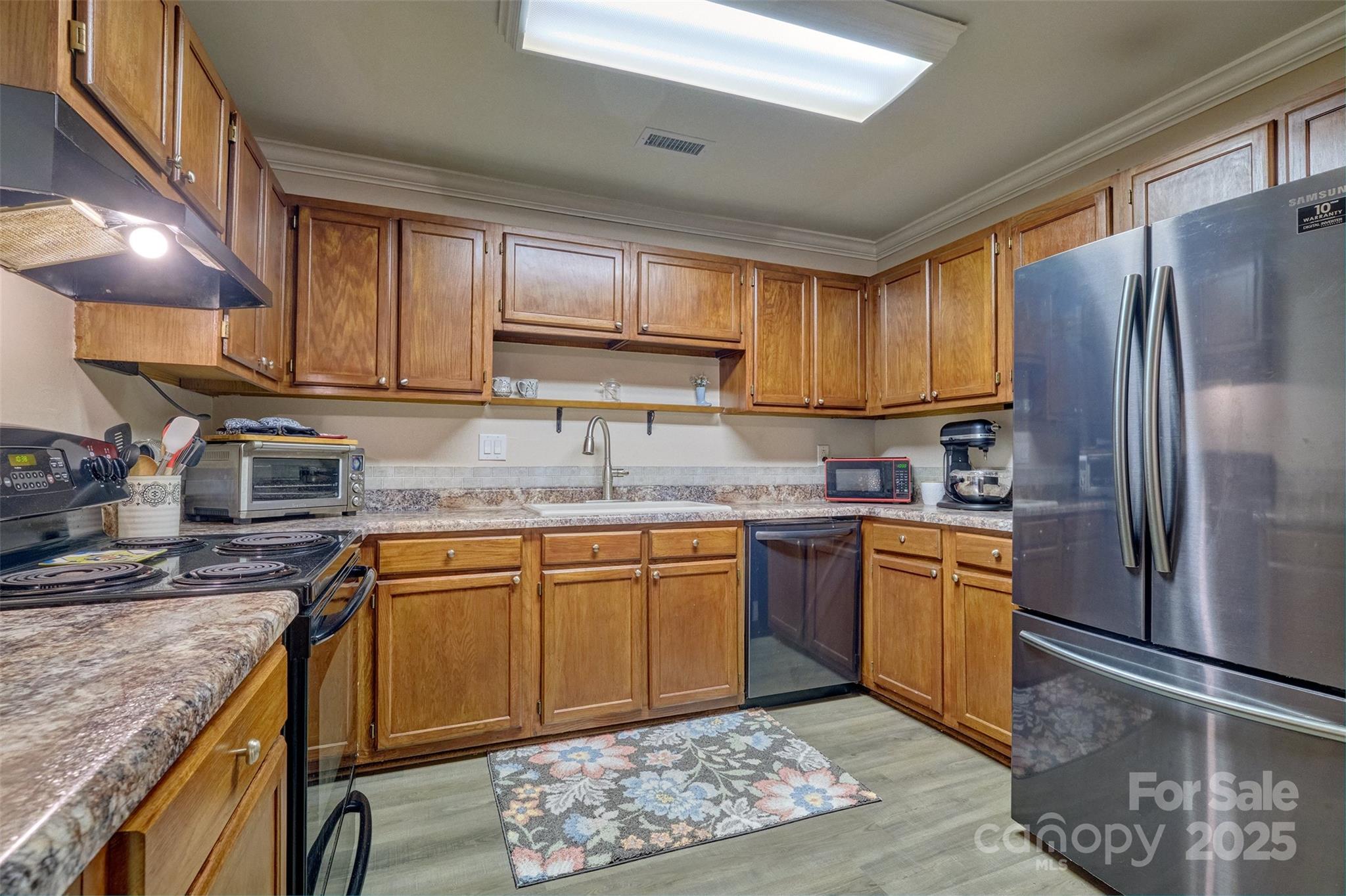 4130 Charlotte Highway #g Property Photo 7