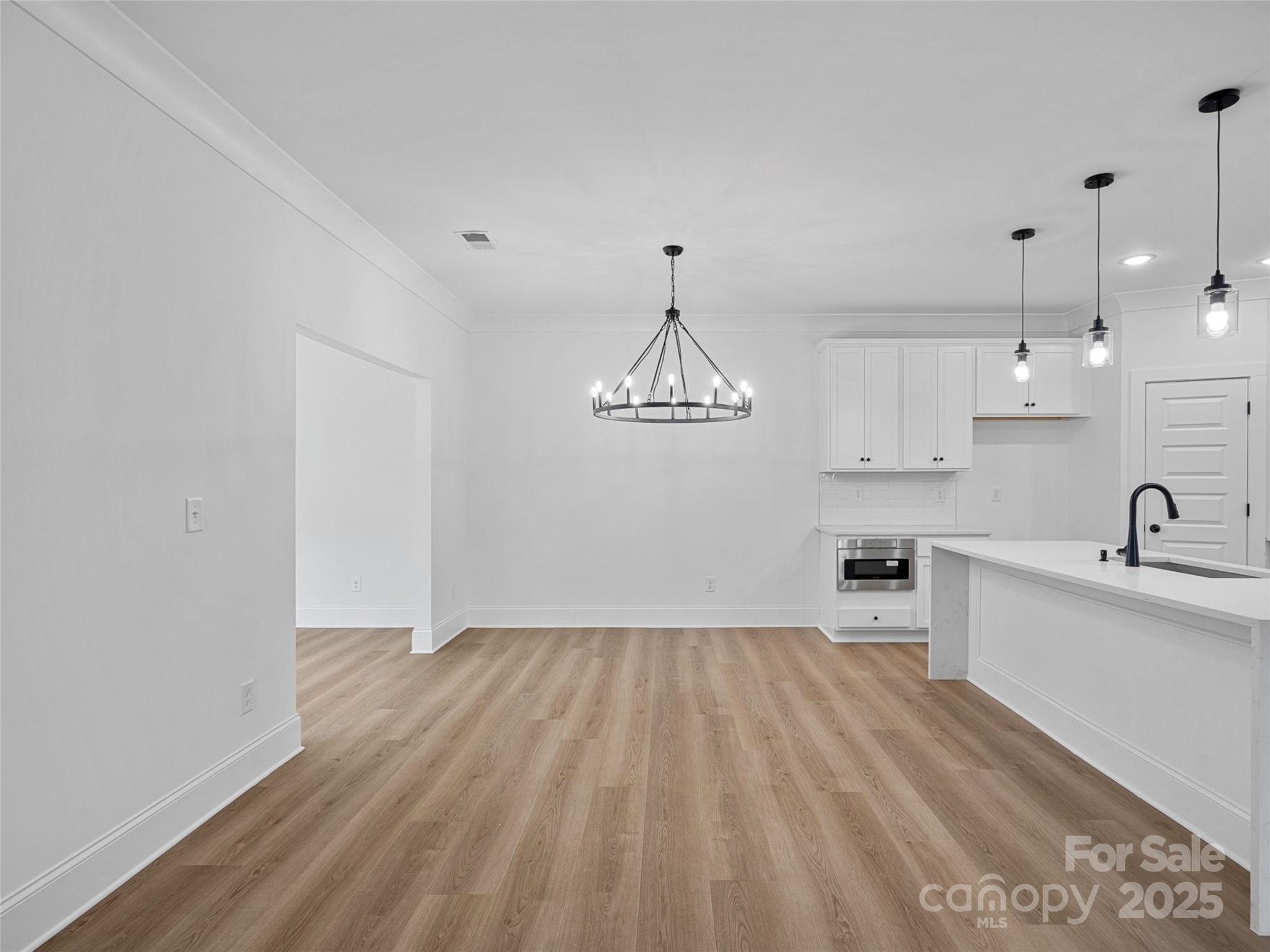 8311 Adrian Court Property Photo 10