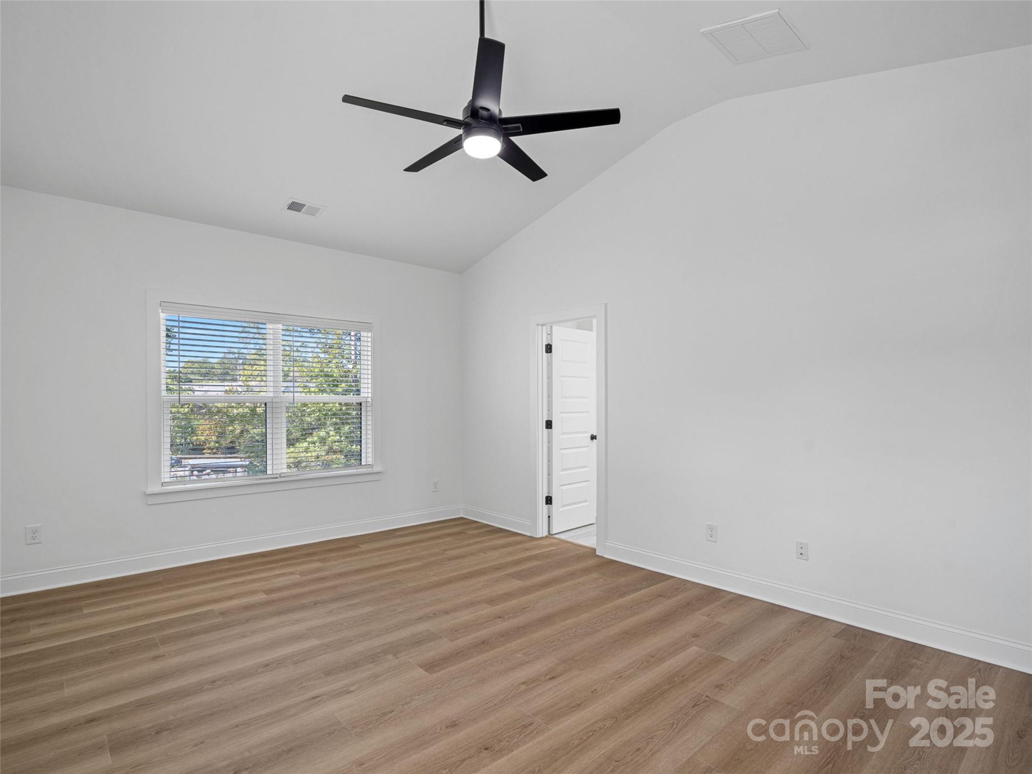 8311 Adrian Court Property Photo 18
