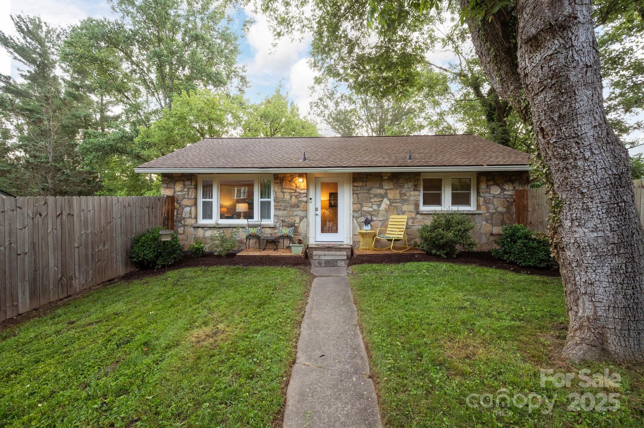 9 Linden Avenue Property Photo